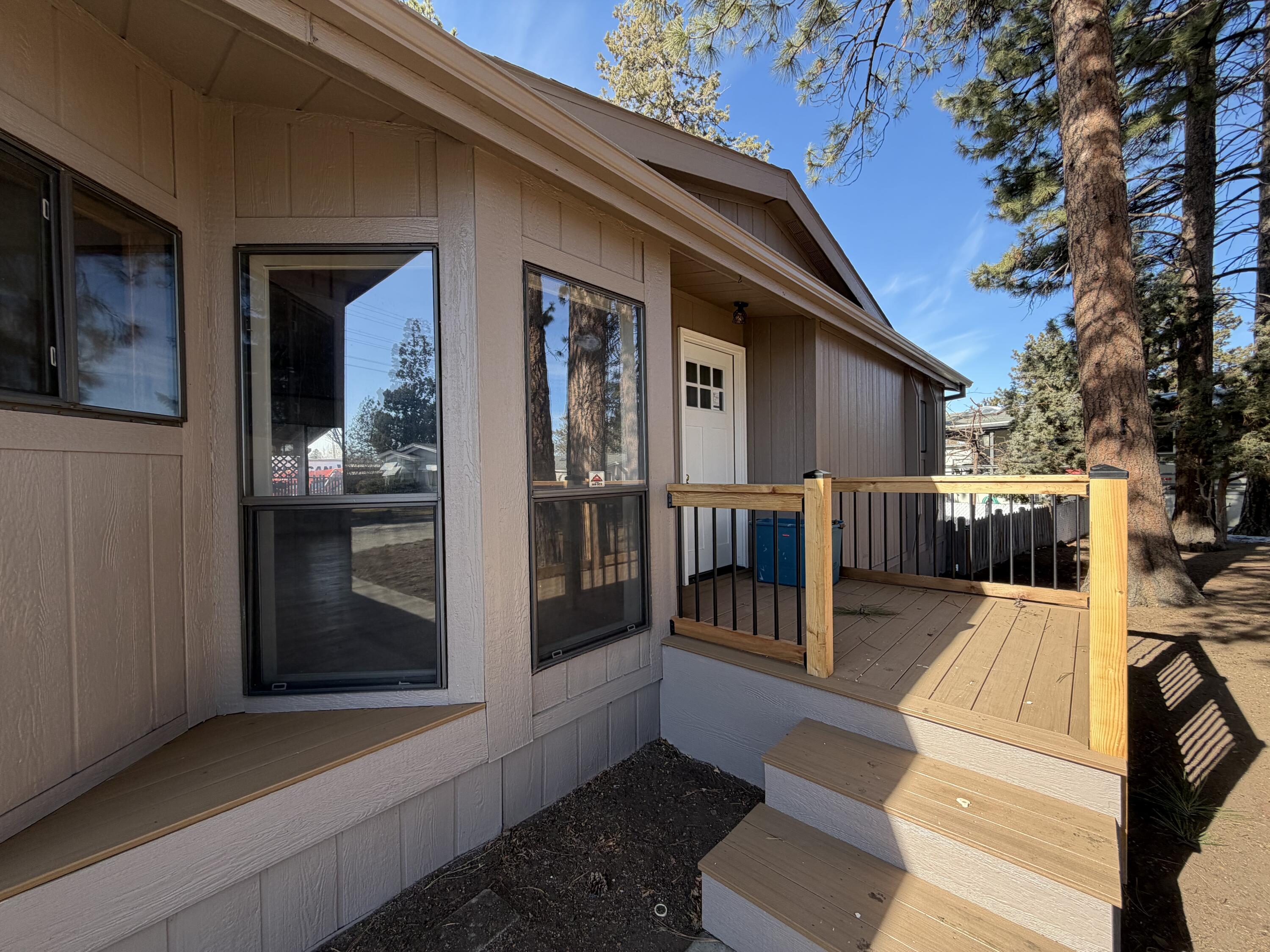 1001 SE 15th Street, 39