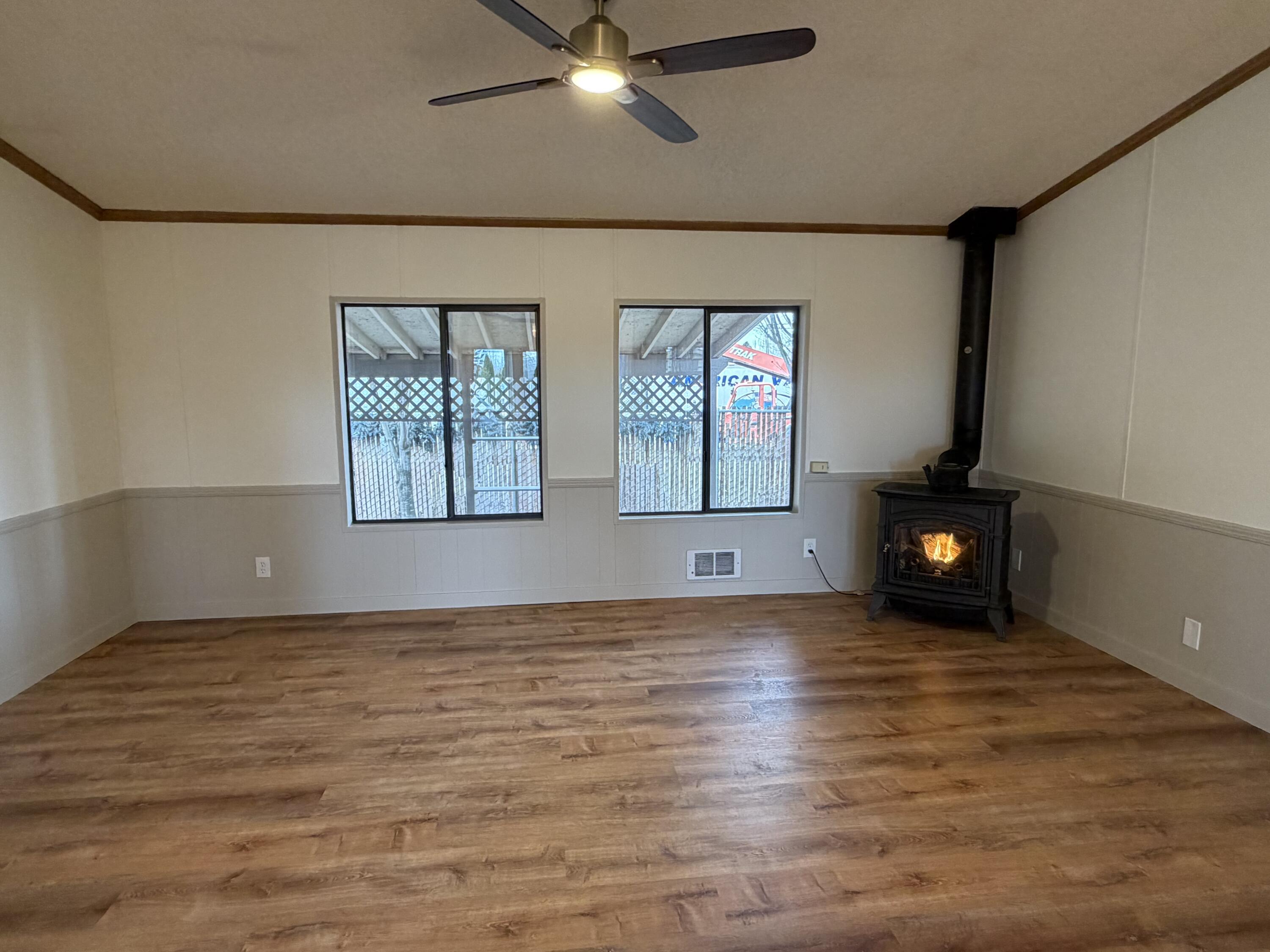 1001 SE 15th Street, 39