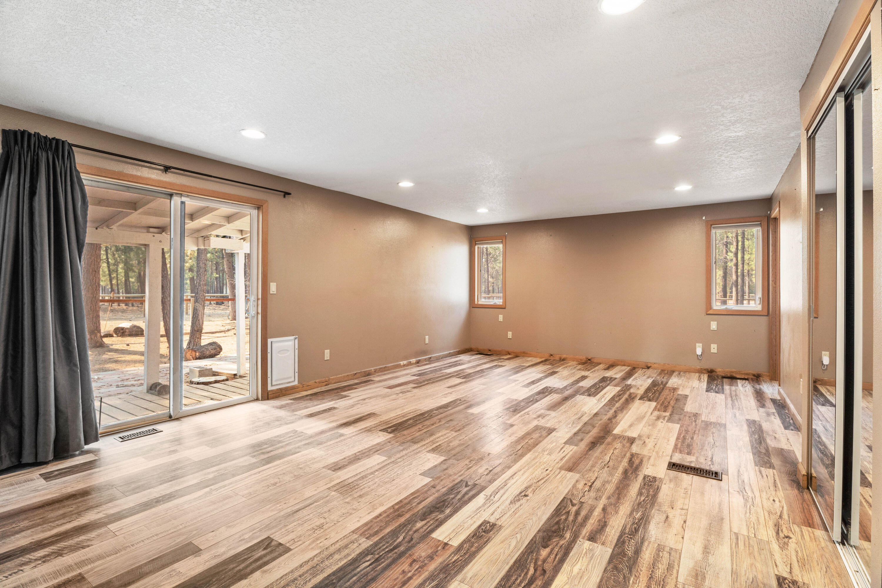 15218 Ponderosa Loop