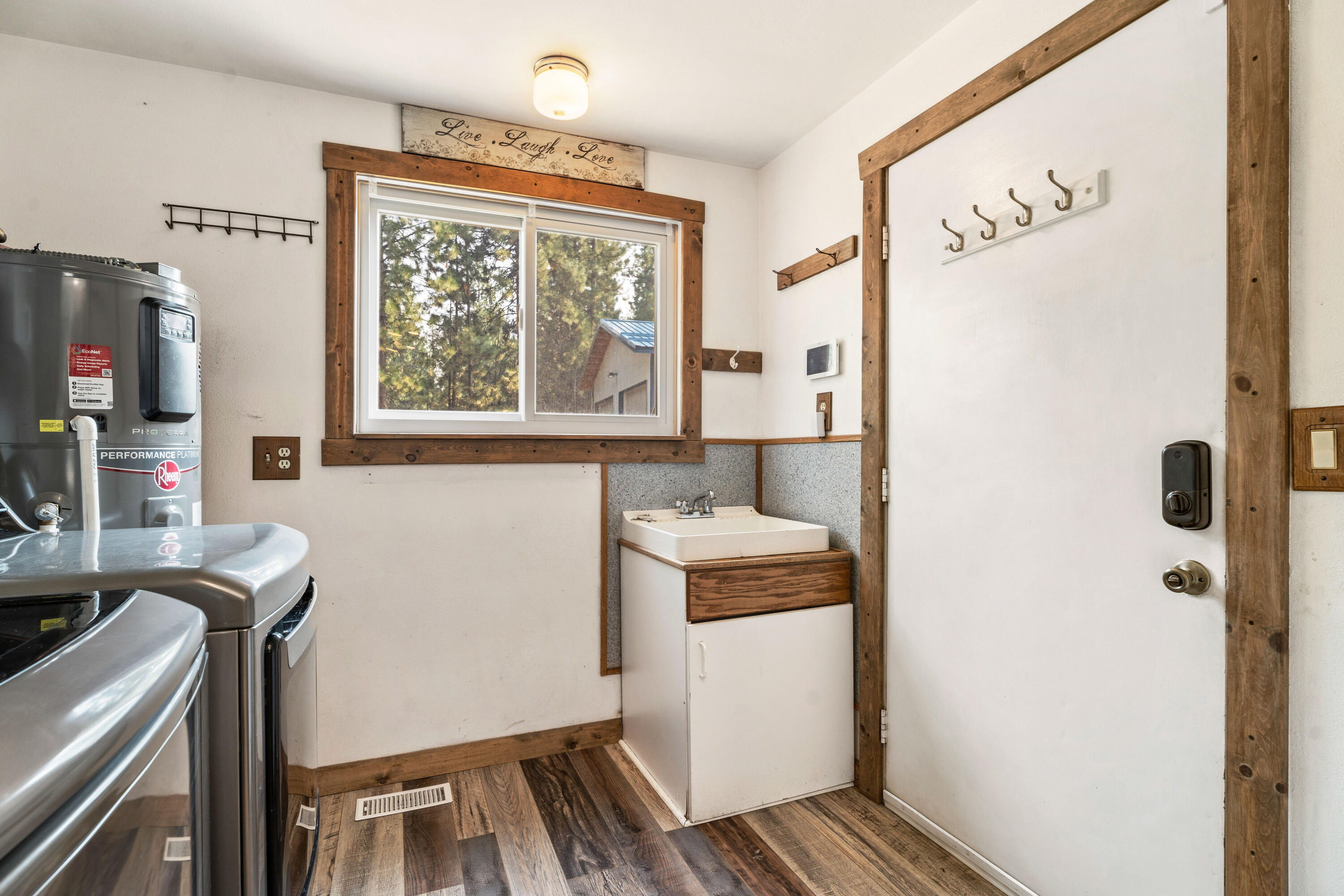 15218 Ponderosa Loop