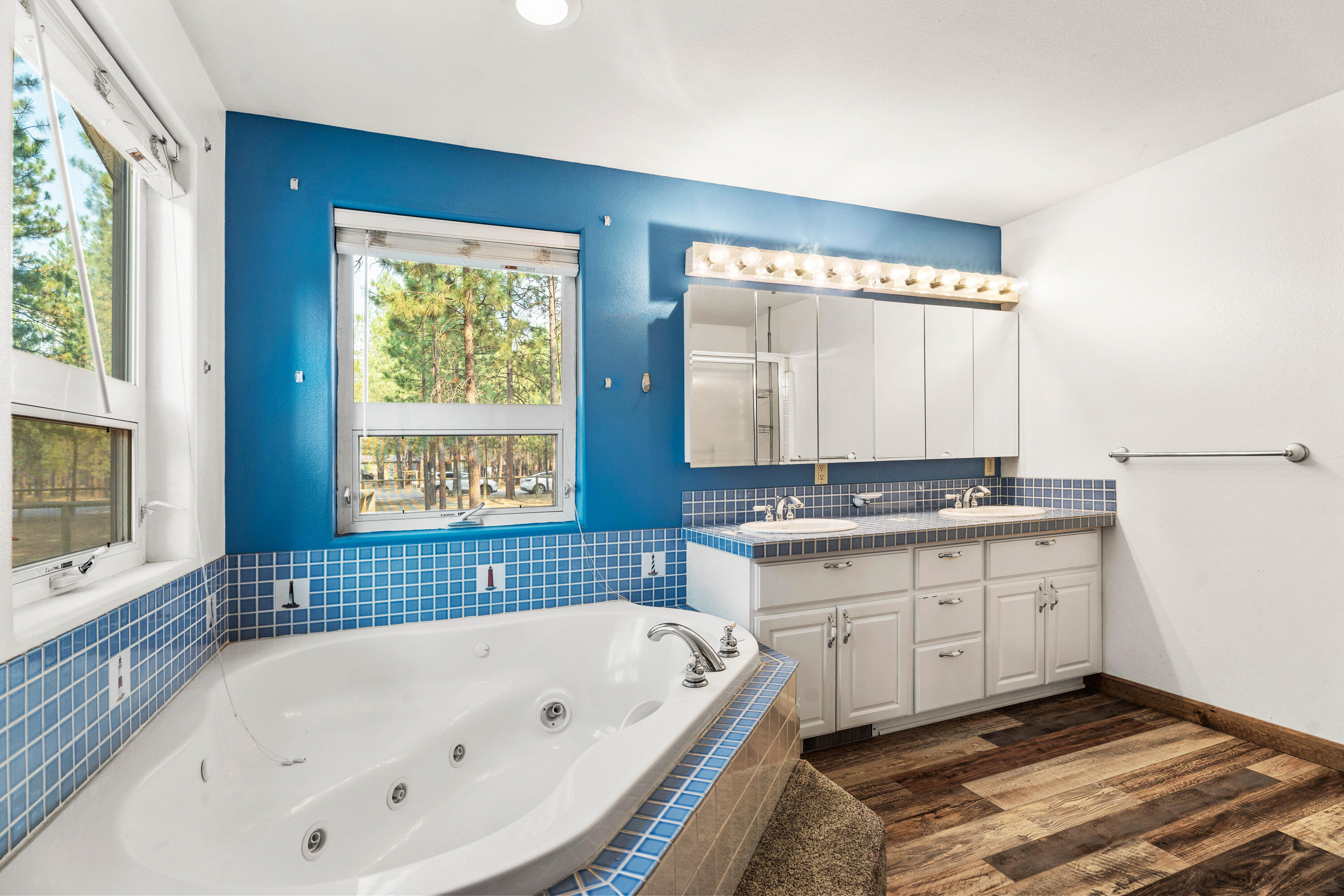 15218 Ponderosa Loop