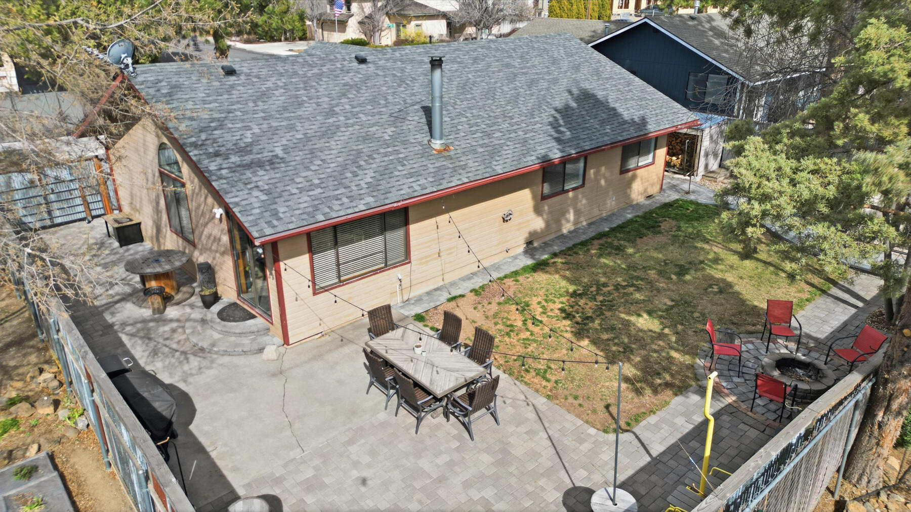 1449 SE Lostine Circle