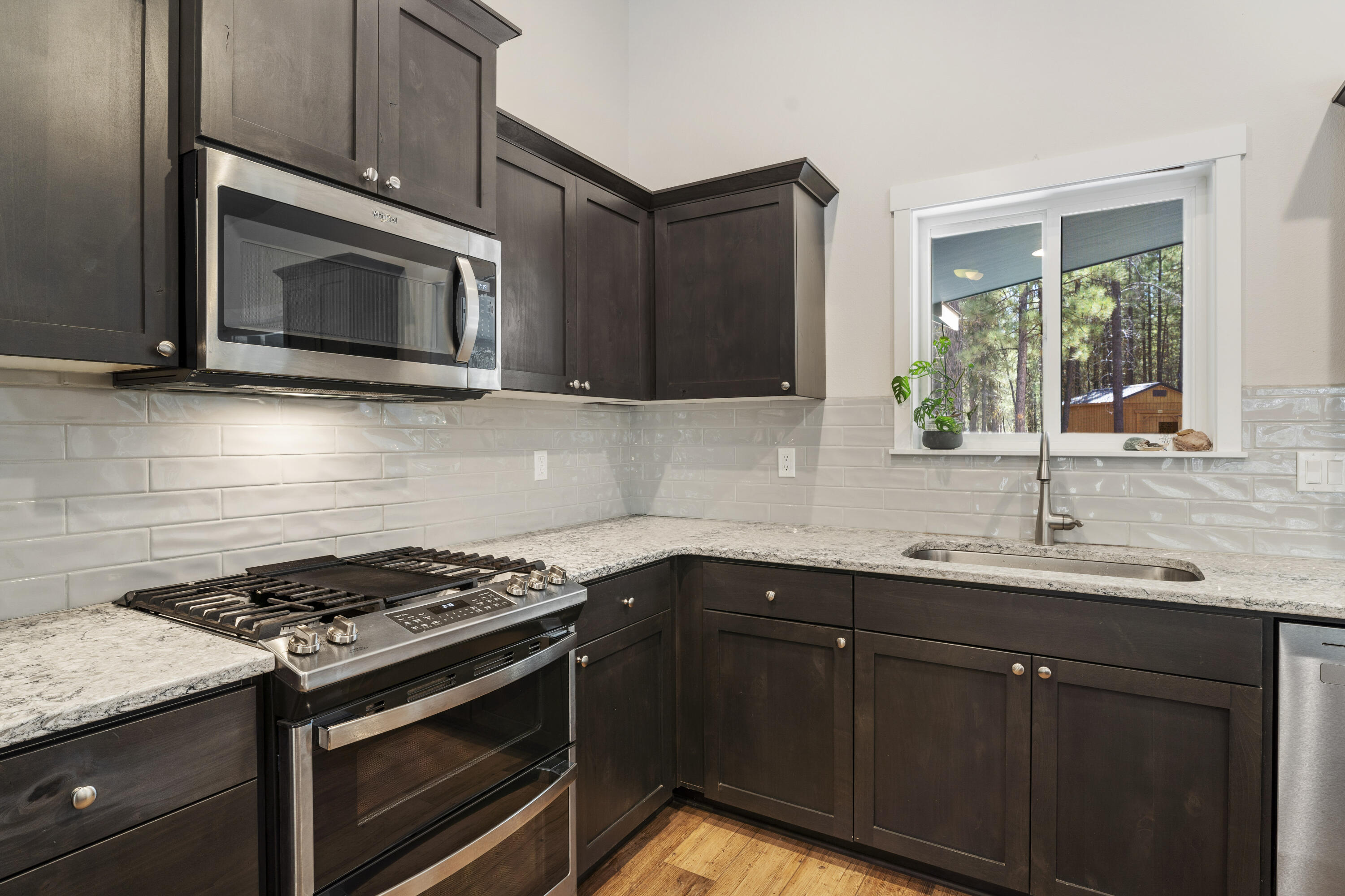 15205 Ponderosa Loop