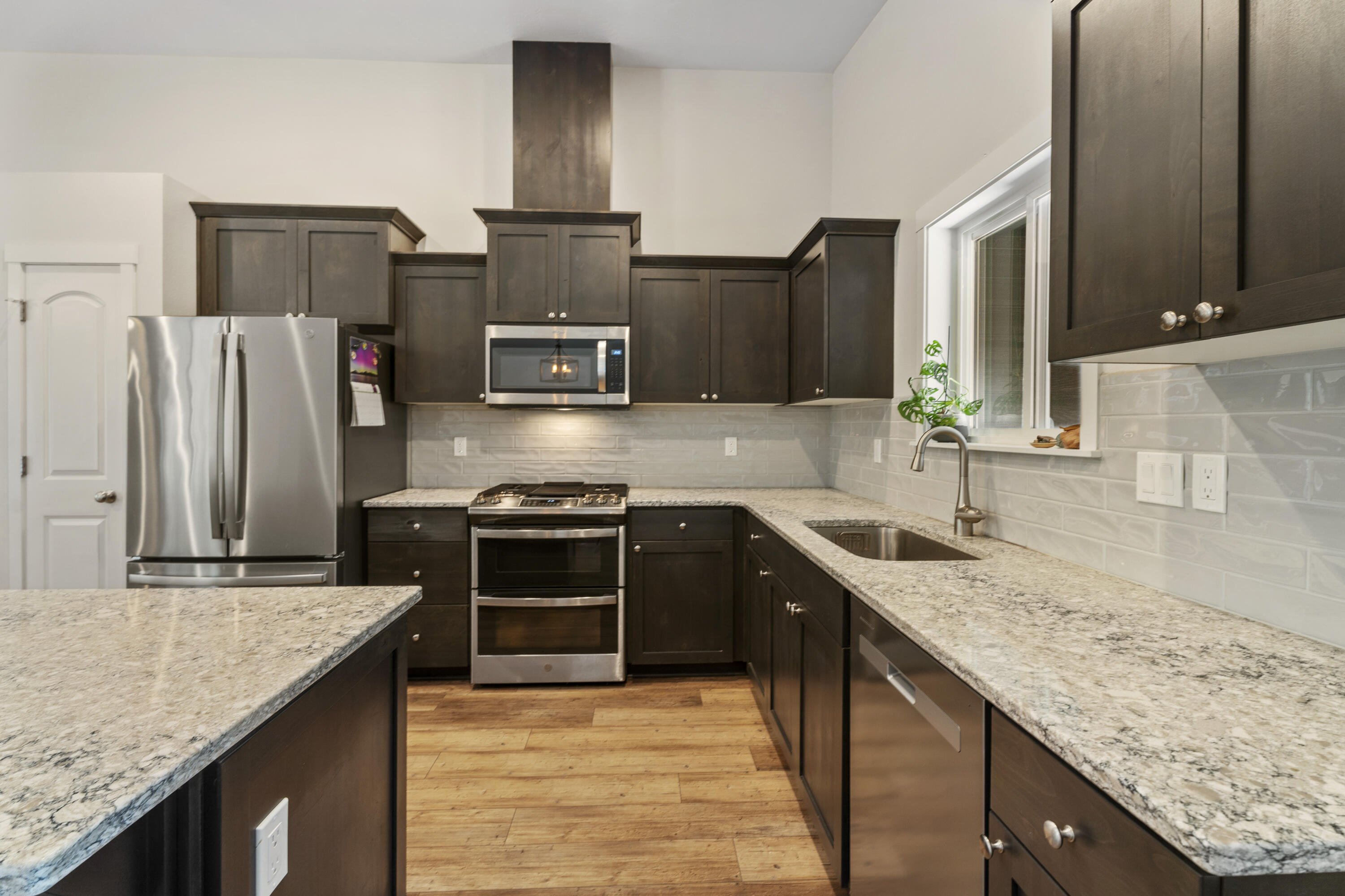 15205 Ponderosa Loop