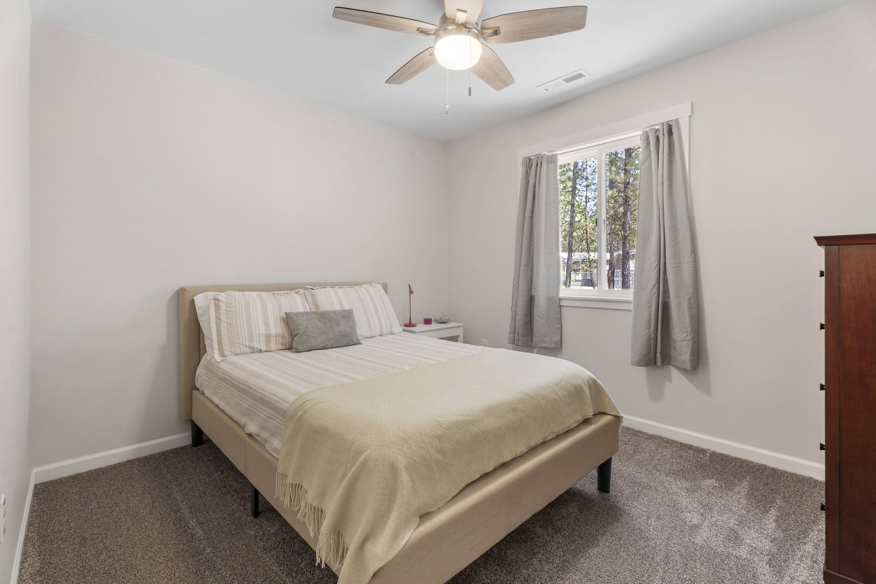 15205 Ponderosa Loop