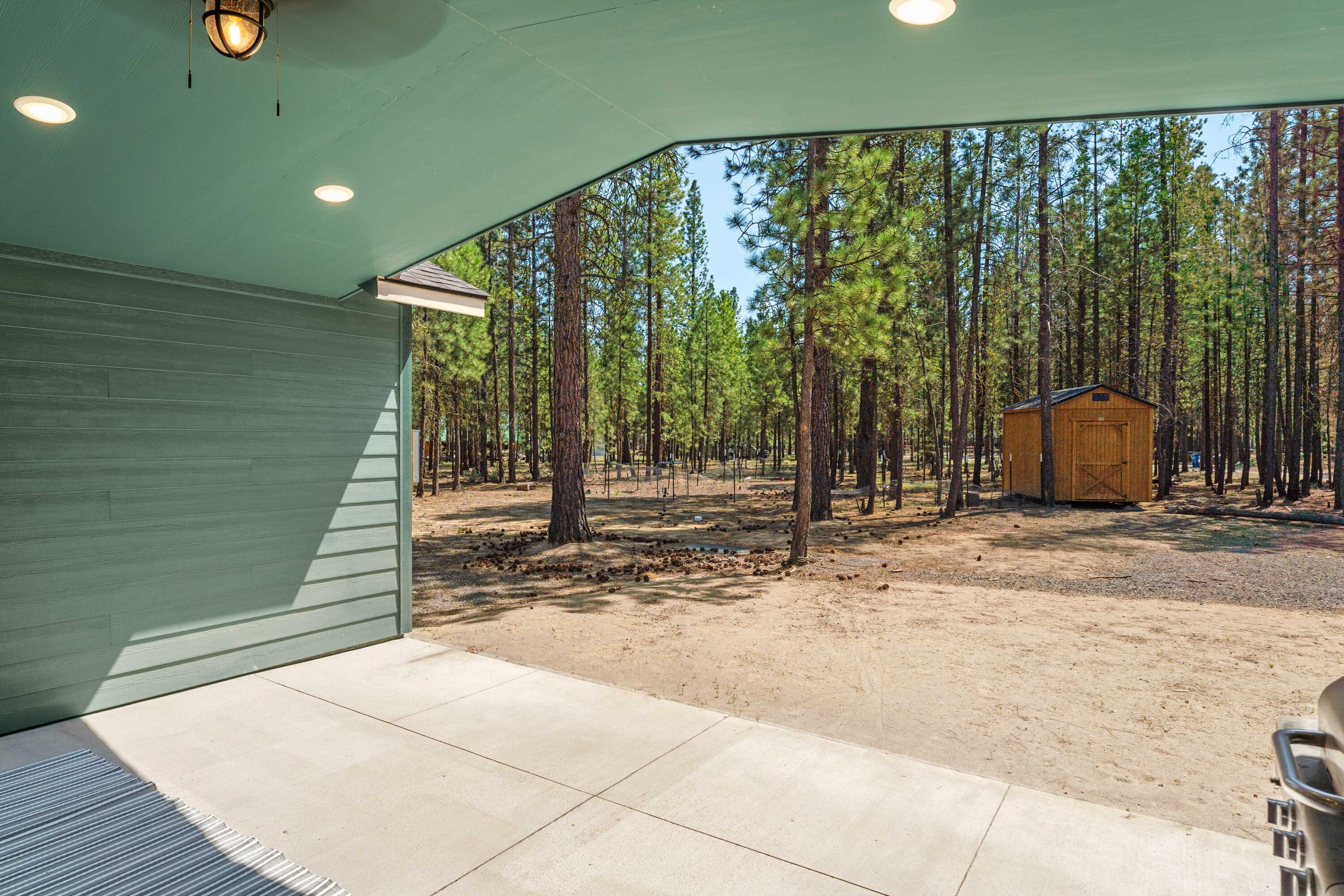 15205 Ponderosa Loop