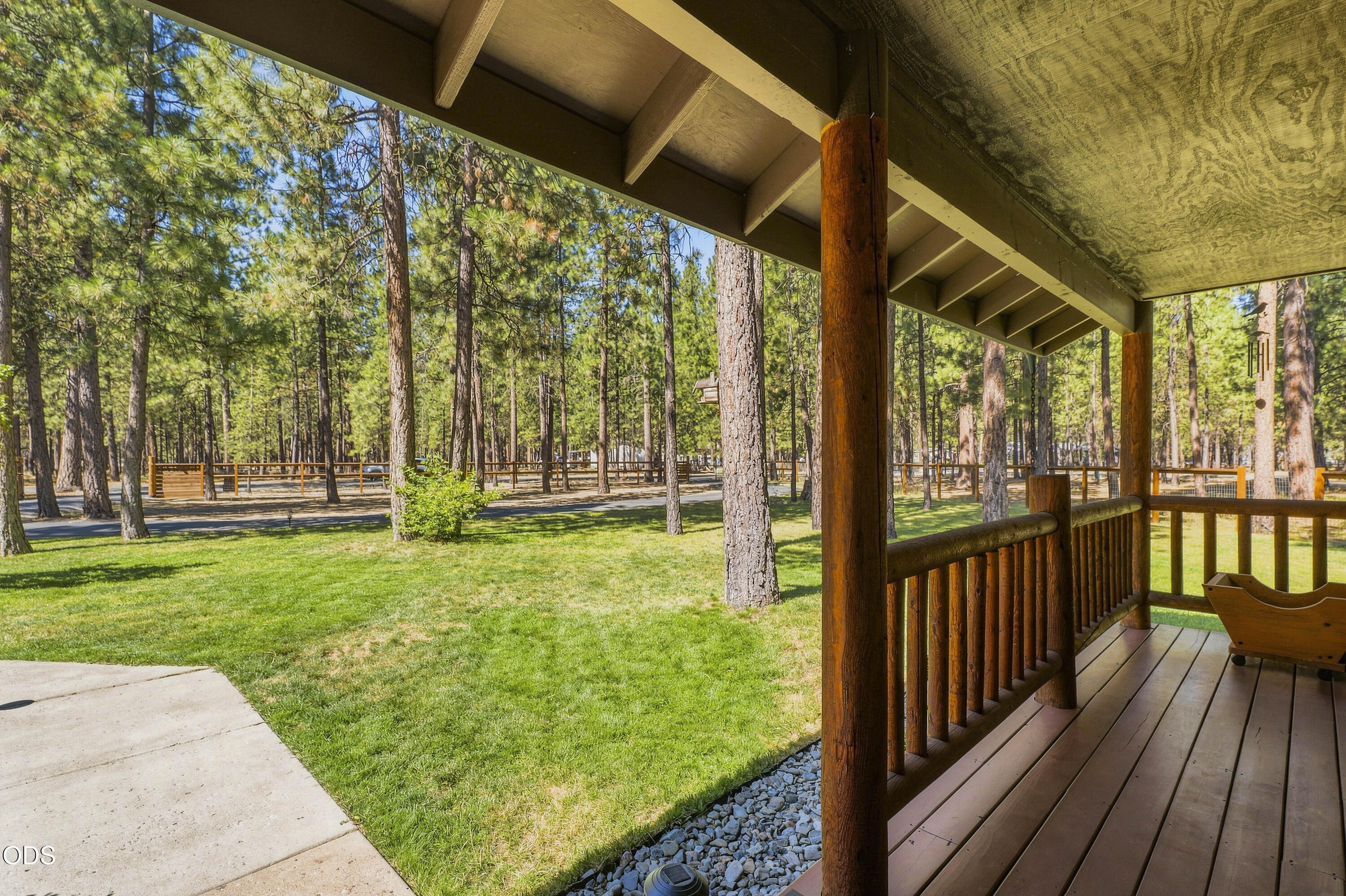 15375 Ponderosa Loop