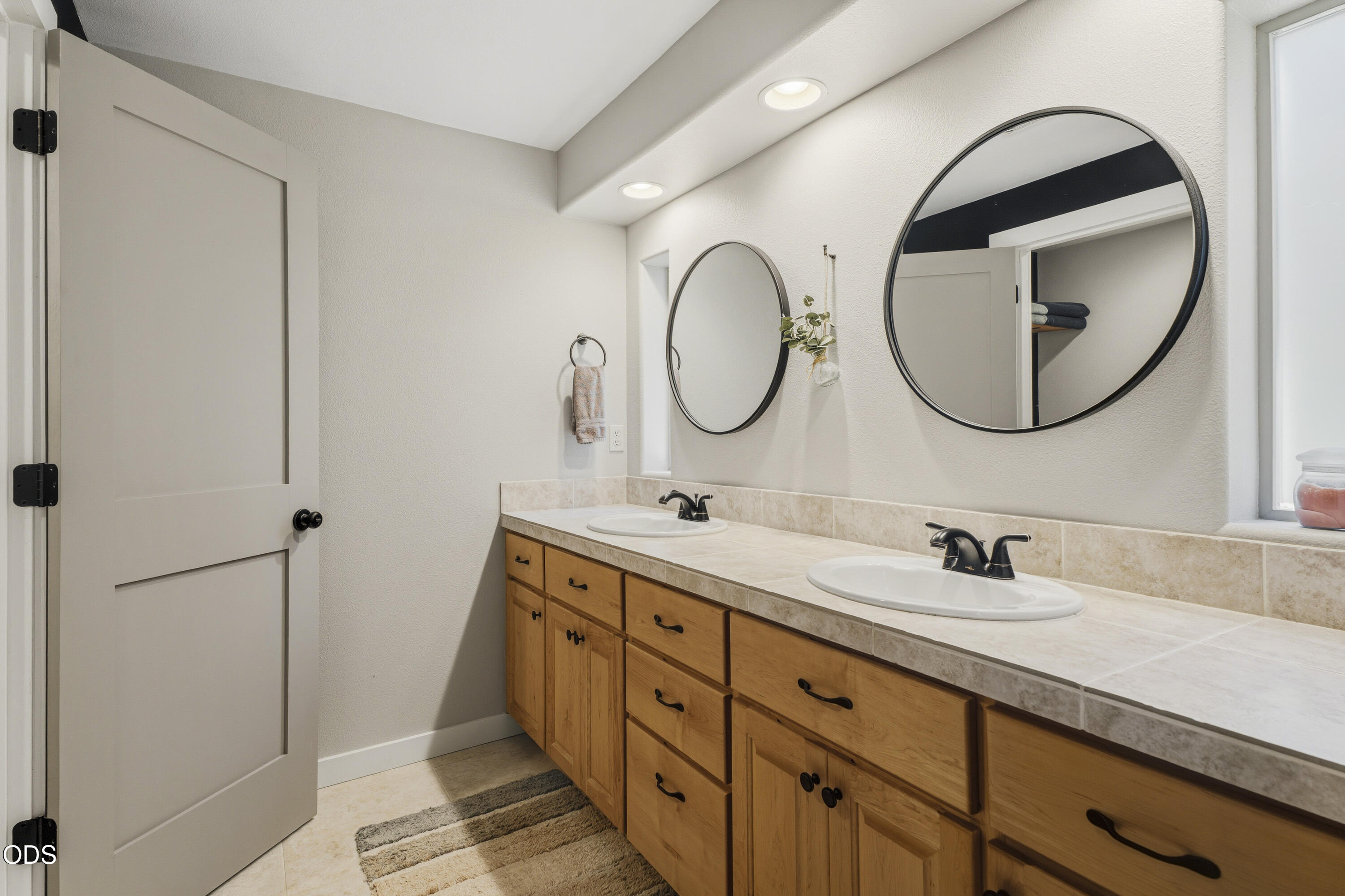 15375 Ponderosa Loop