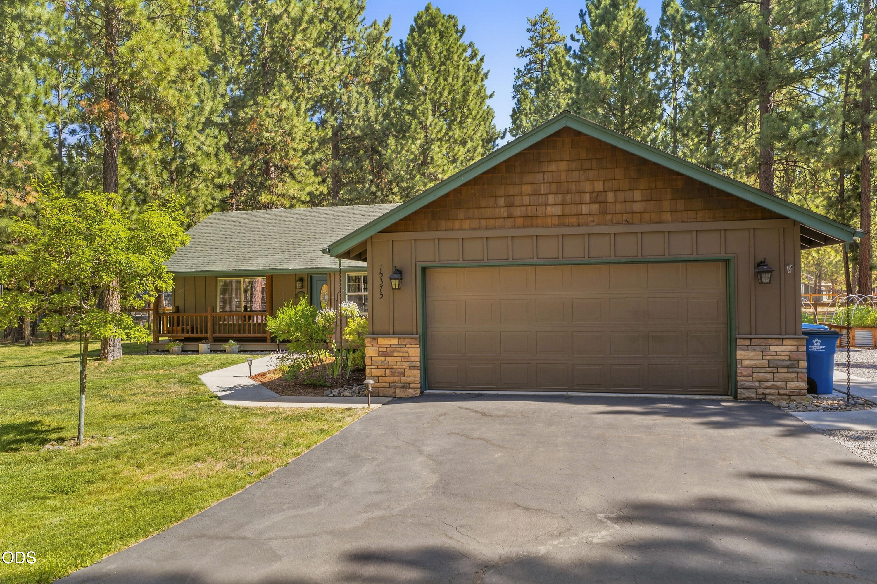15375 Ponderosa Loop