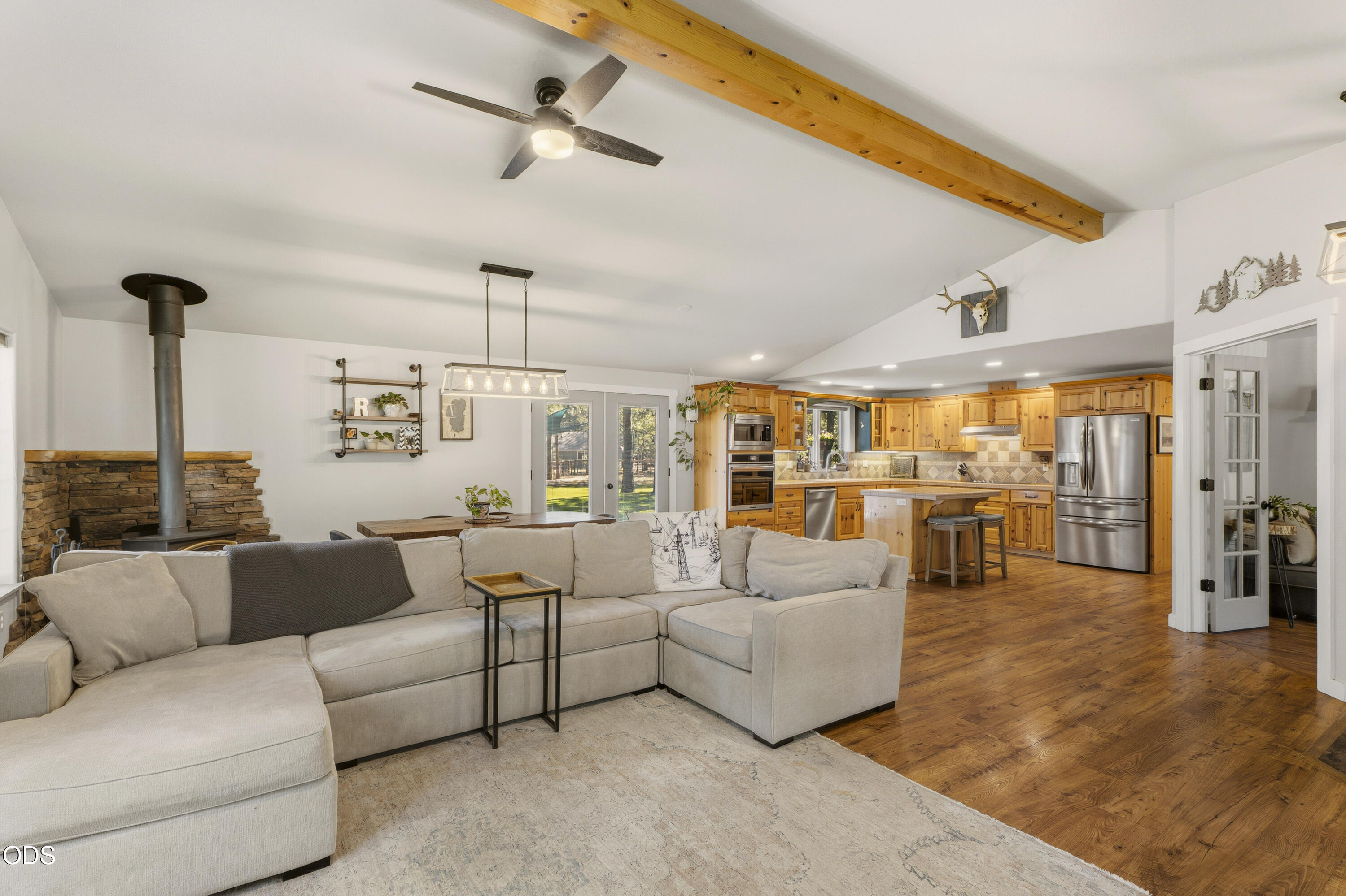 15375 Ponderosa Loop