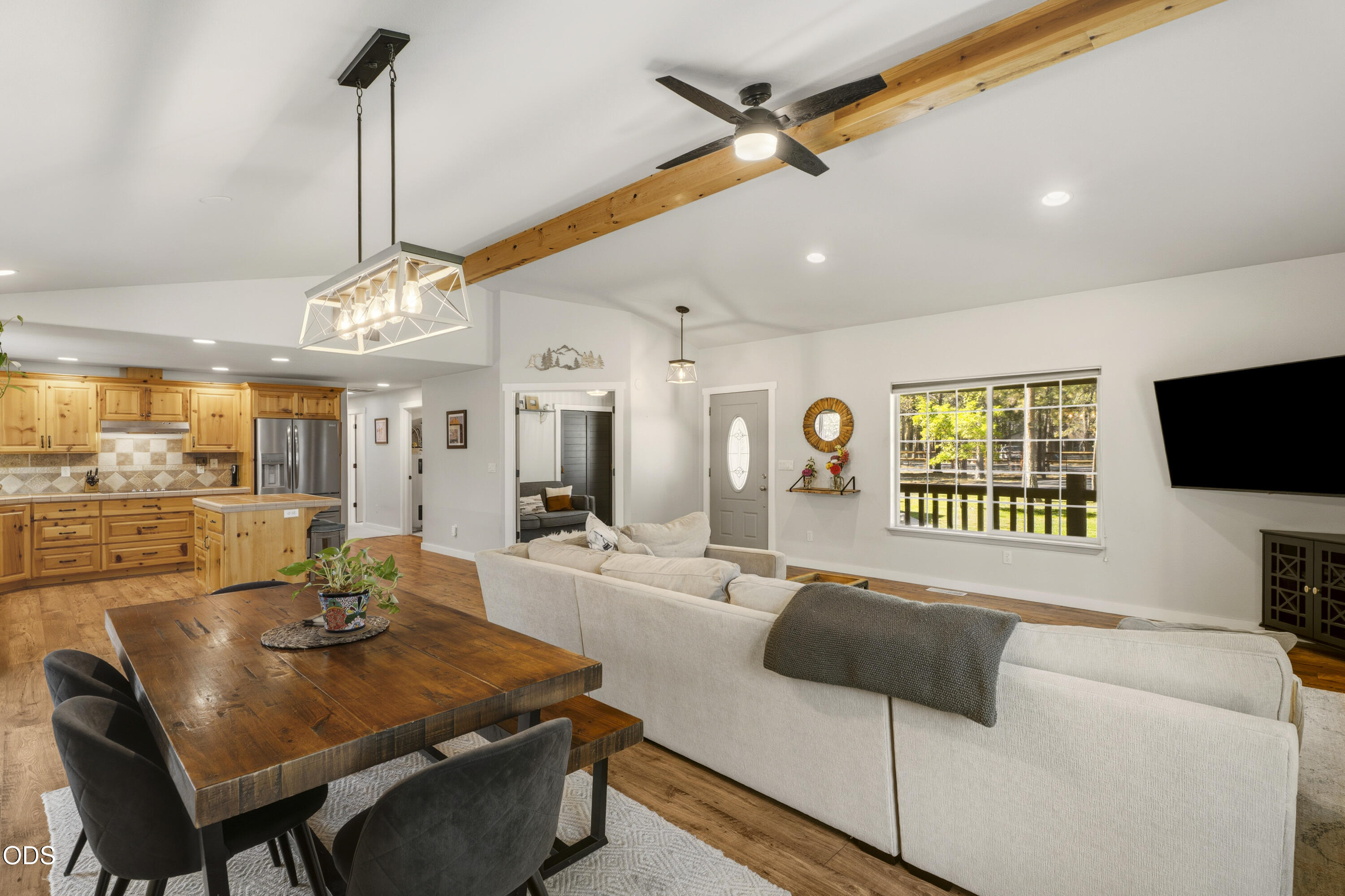 15375 Ponderosa Loop