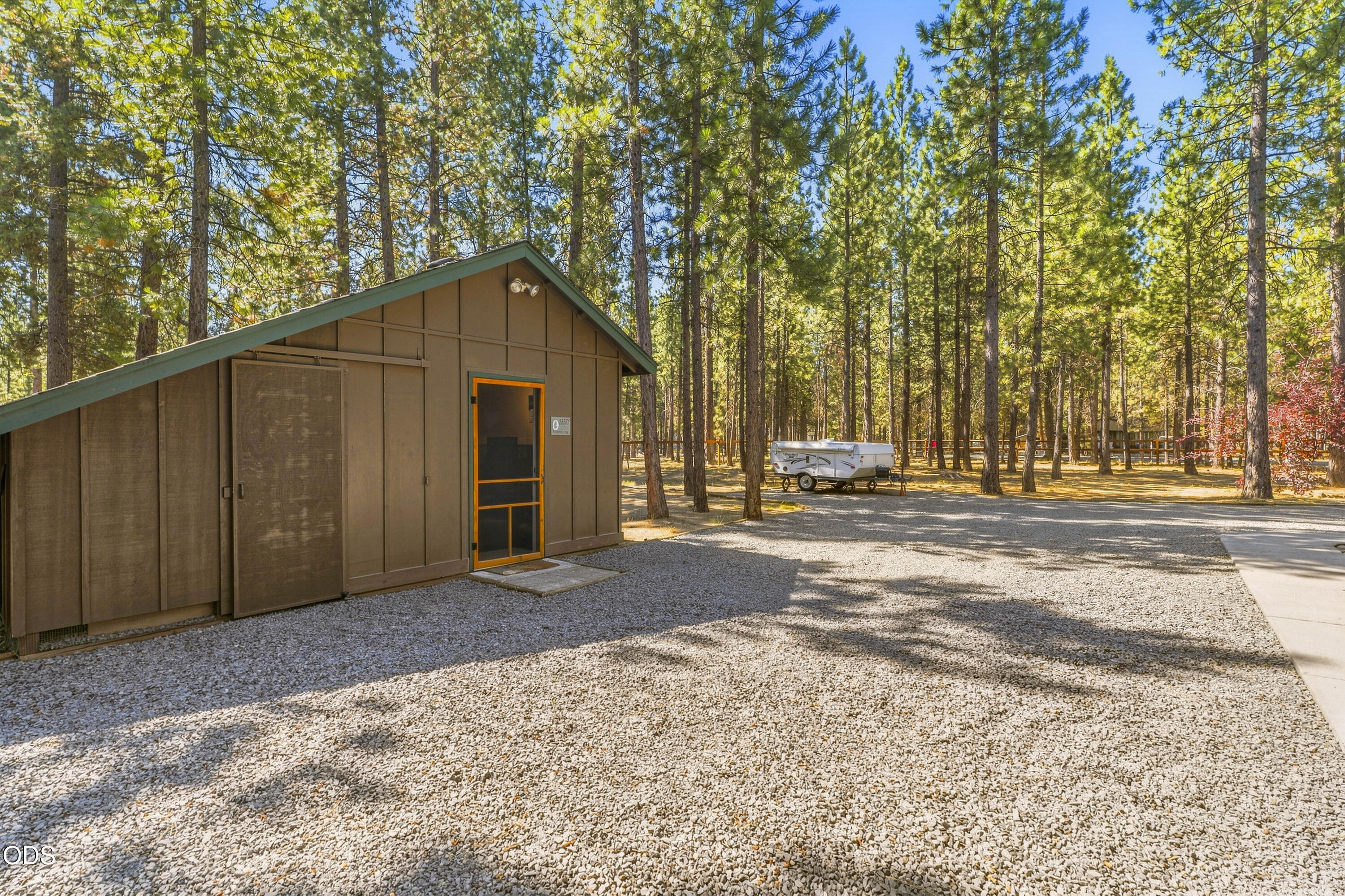 15375 Ponderosa Loop