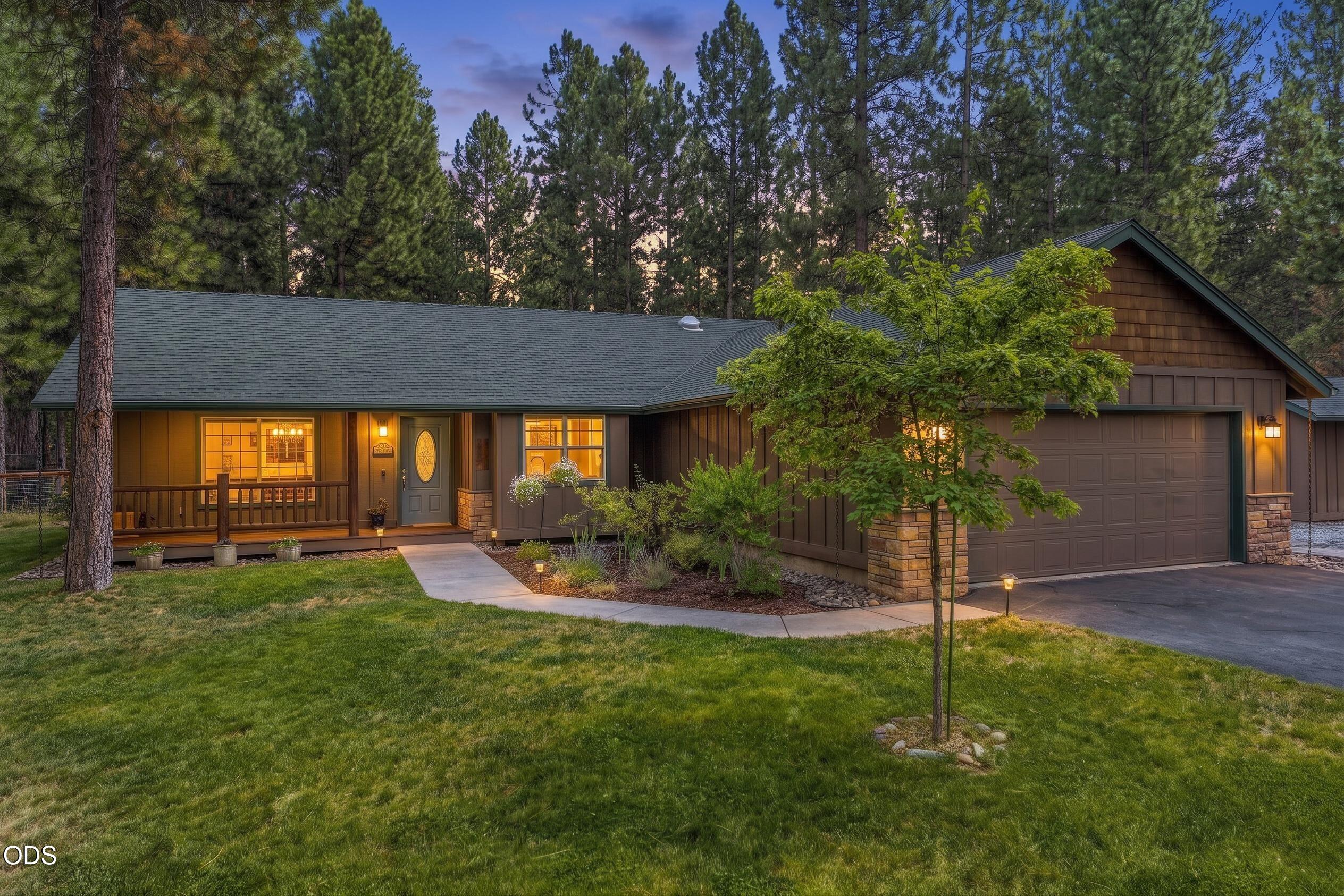 15375 Ponderosa Loop