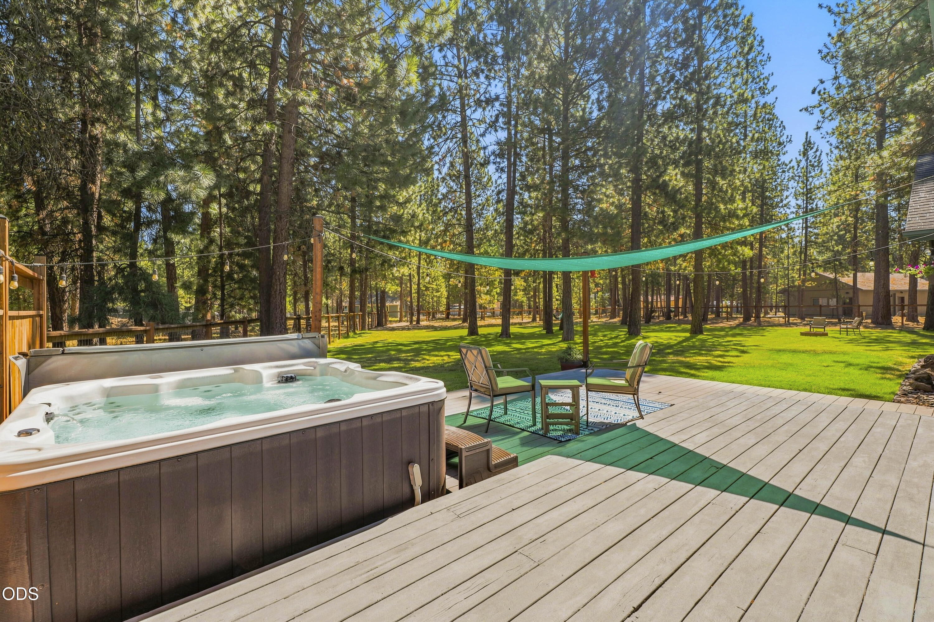 15375 Ponderosa Loop