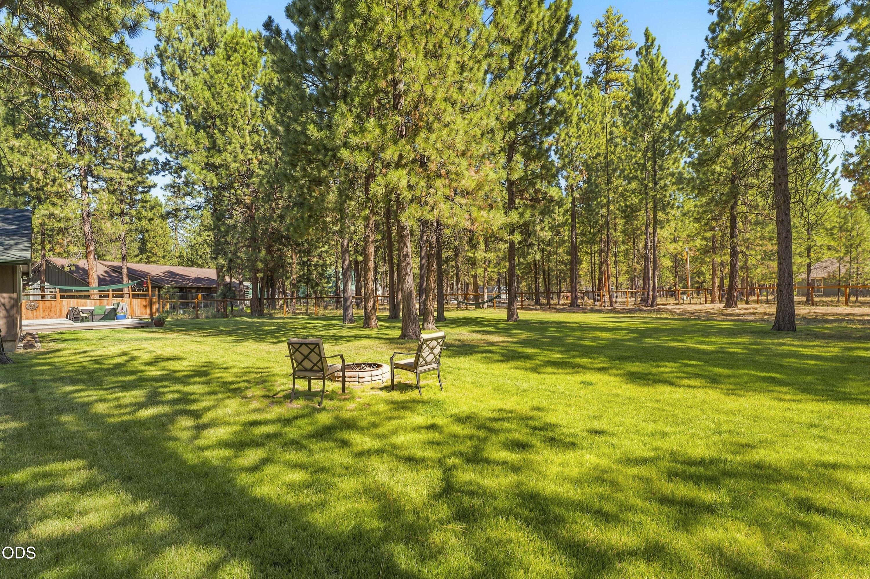 15375 Ponderosa Loop
