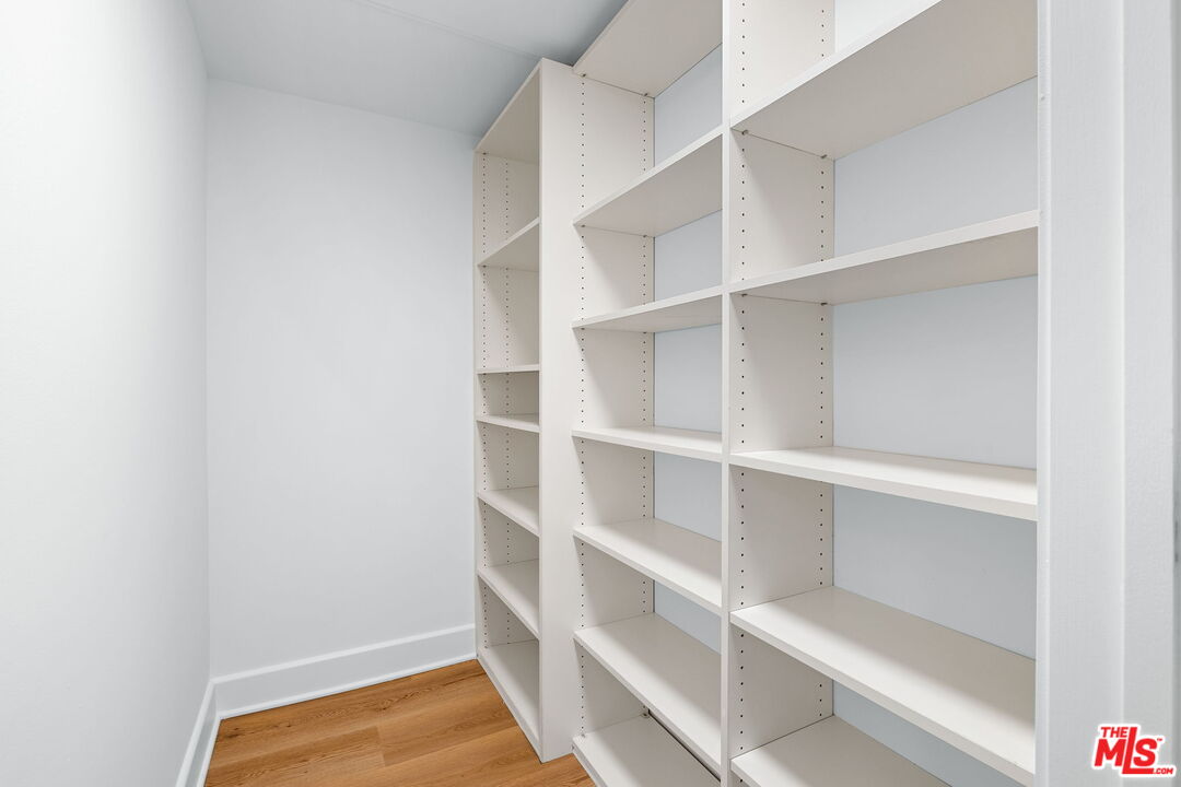 8833 Cynthia St Unit: 204