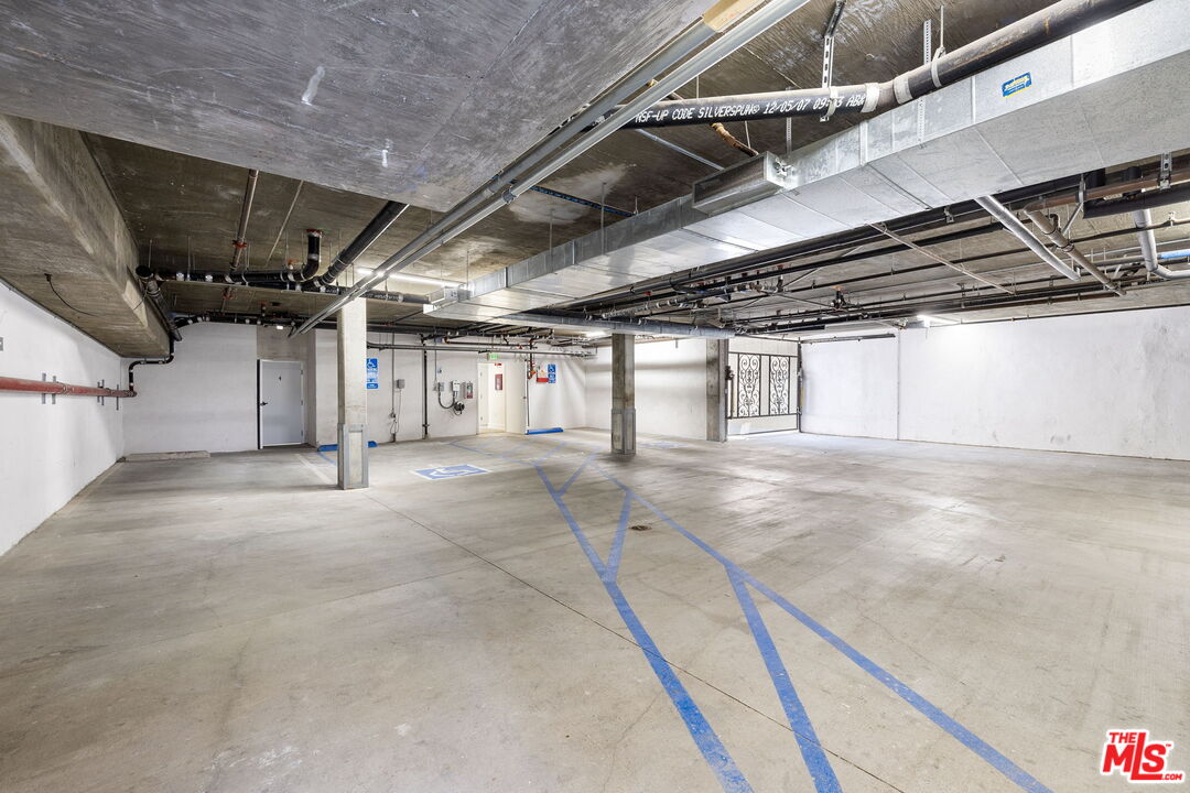 8833 Cynthia St Unit: 204