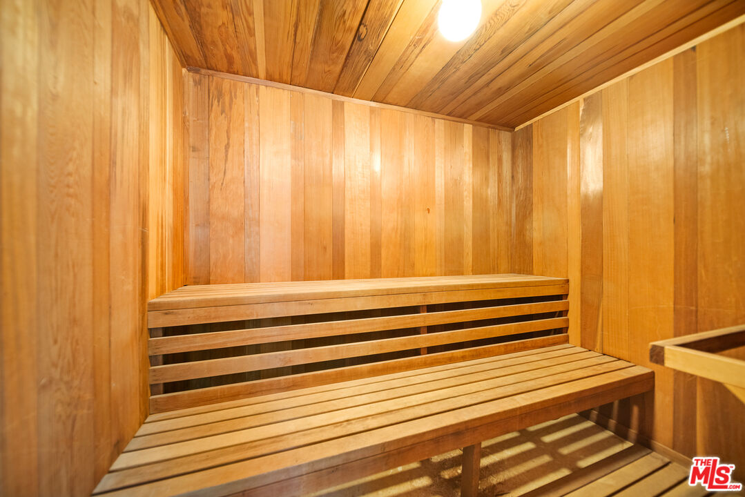 10671 Holman Ave Unit: 307