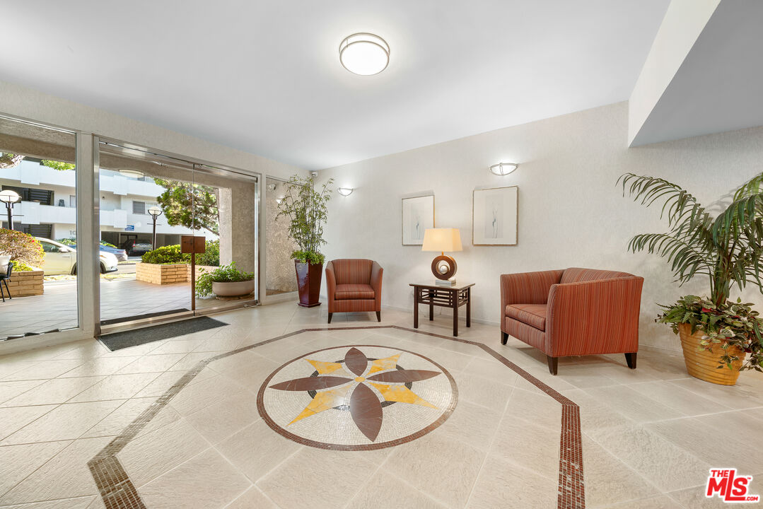 10671 Holman Ave Unit: 307