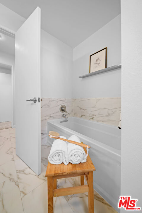 10671 Holman Ave Unit: 307