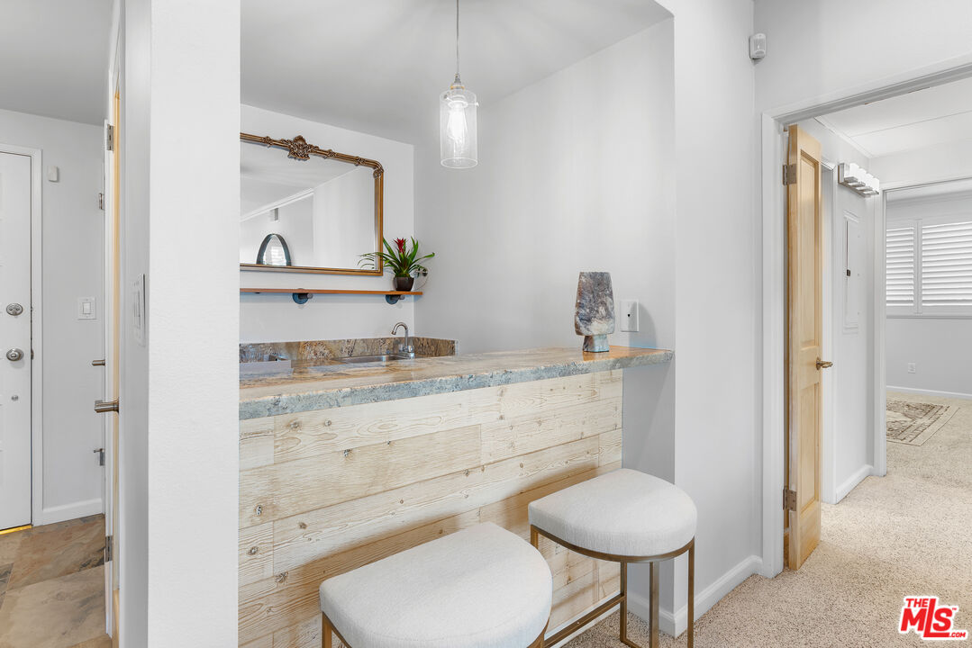 10671 Holman Ave Unit: 307