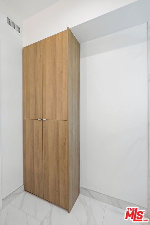 8833 Cynthia St Unit: 401 (PH)