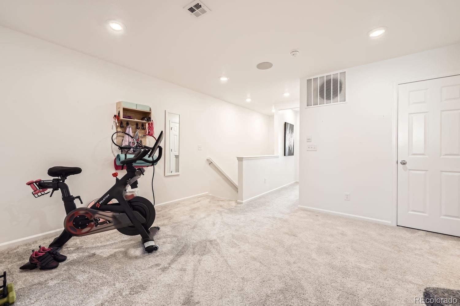 21613 E 59th Place