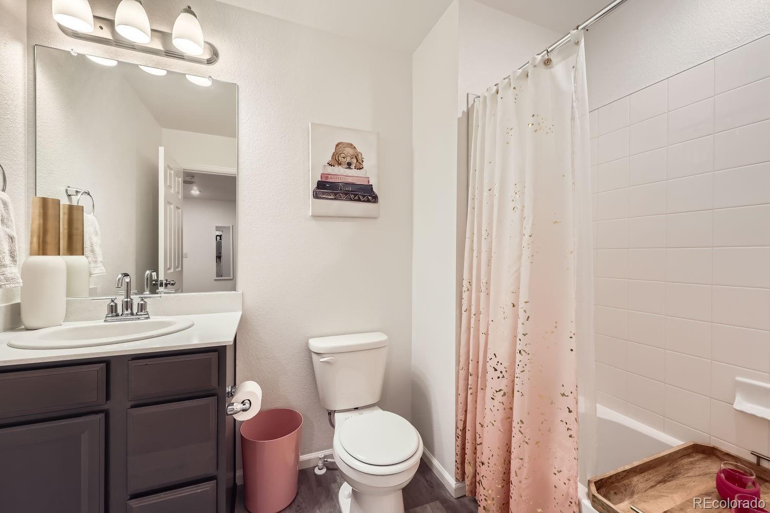 21613 E 59th Place