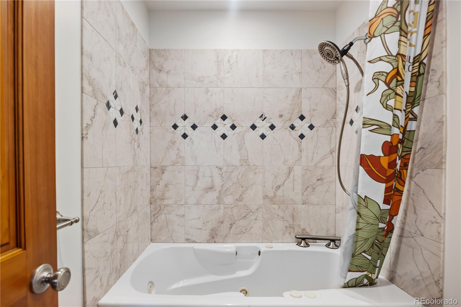 2351 Federal Boulevard Unit: 304