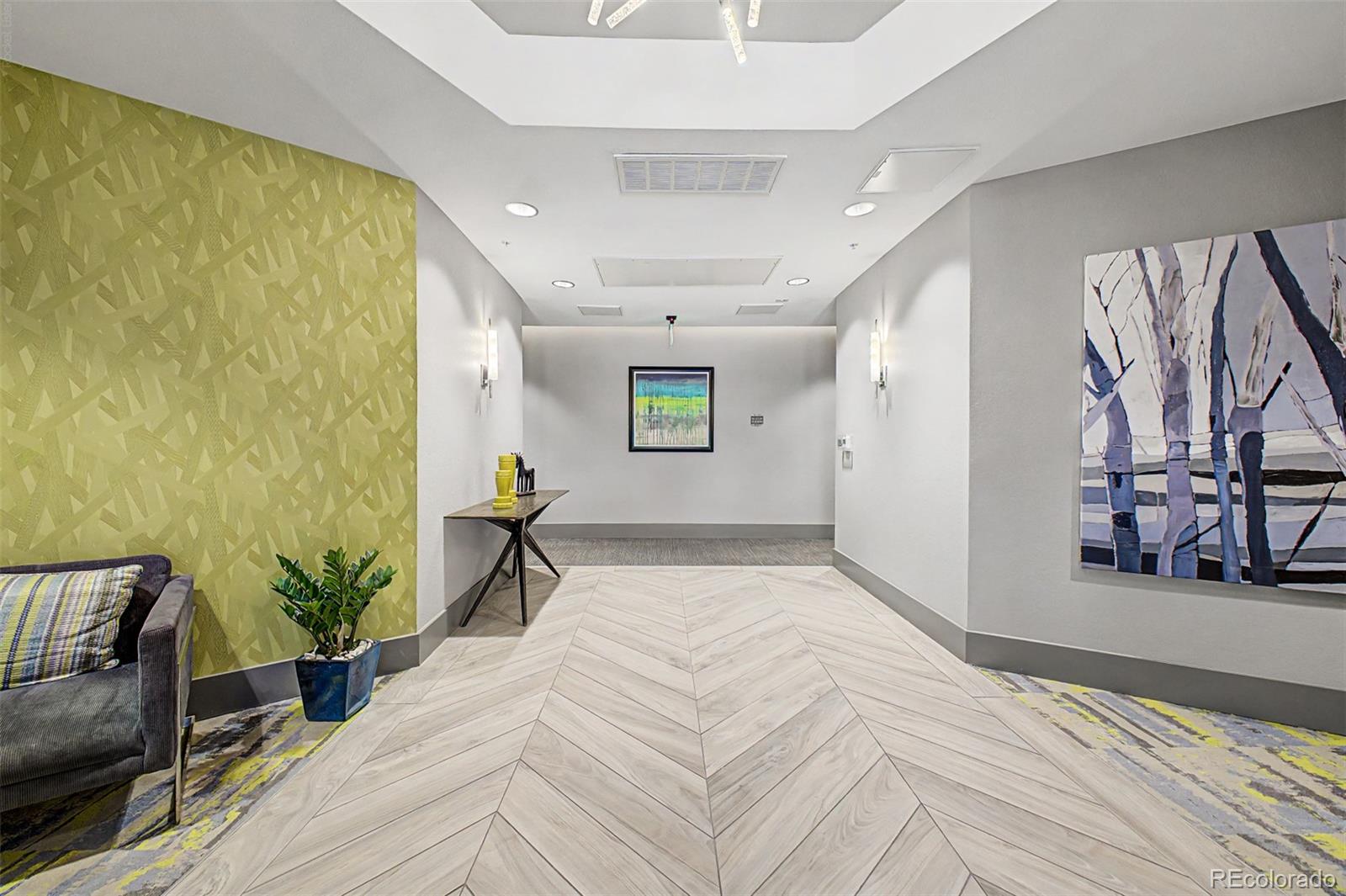 4885 S Monaco Street Unit: 201