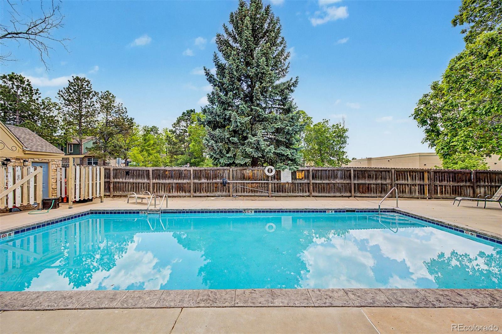 8198 S Columbine Court
