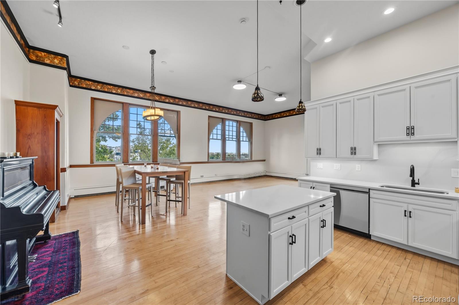 2351 Federal Boulevard Unit: 304