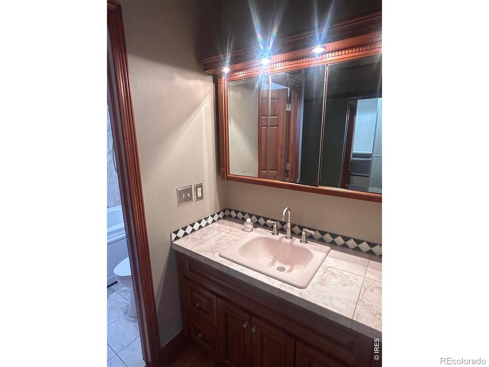 2351 Federal Boulevard Unit: 304