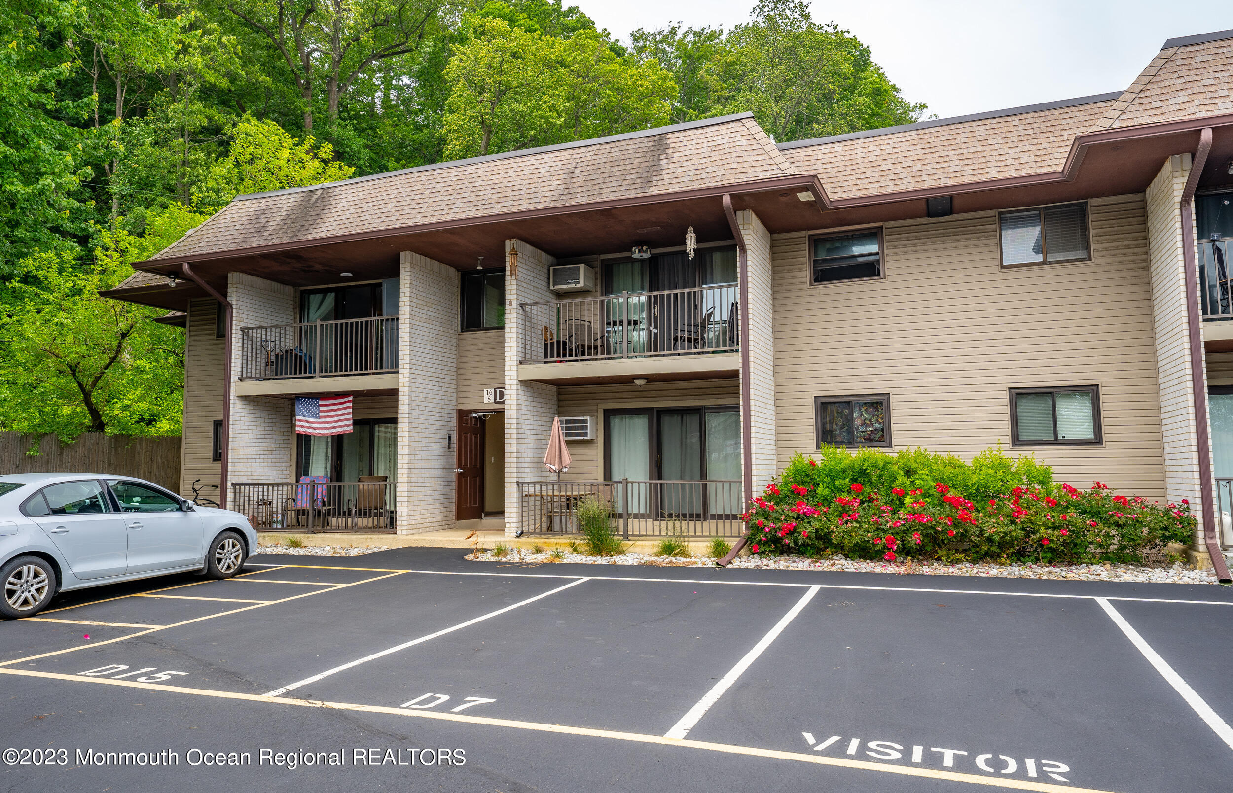 329 Shore Drive, D7