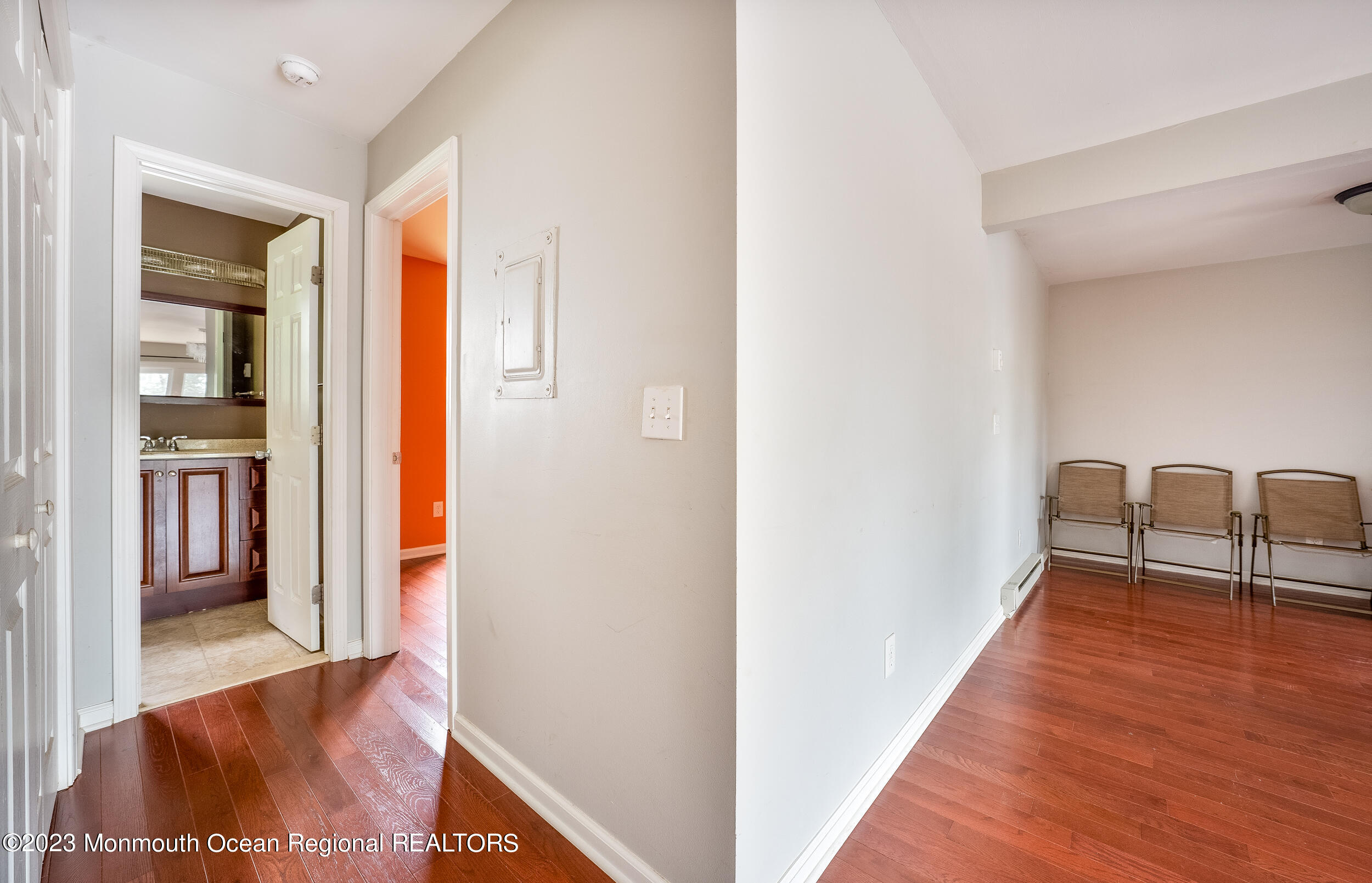329 Shore Drive, D7