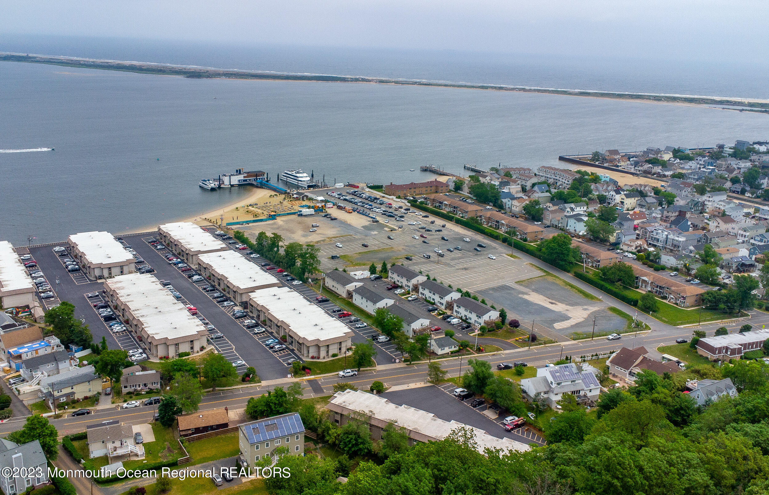 329 Shore Drive, D7