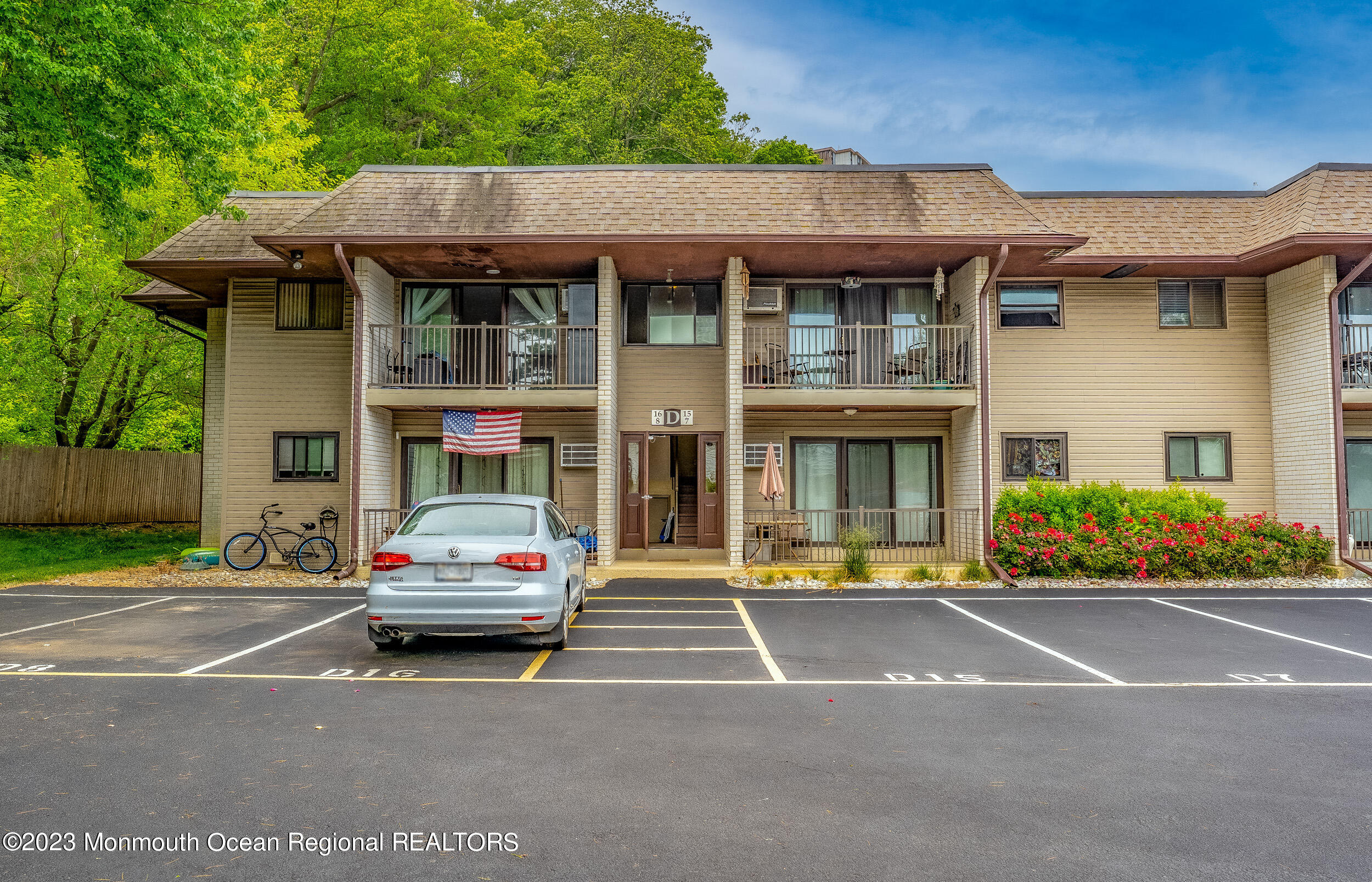 329 Shore Drive, D7
