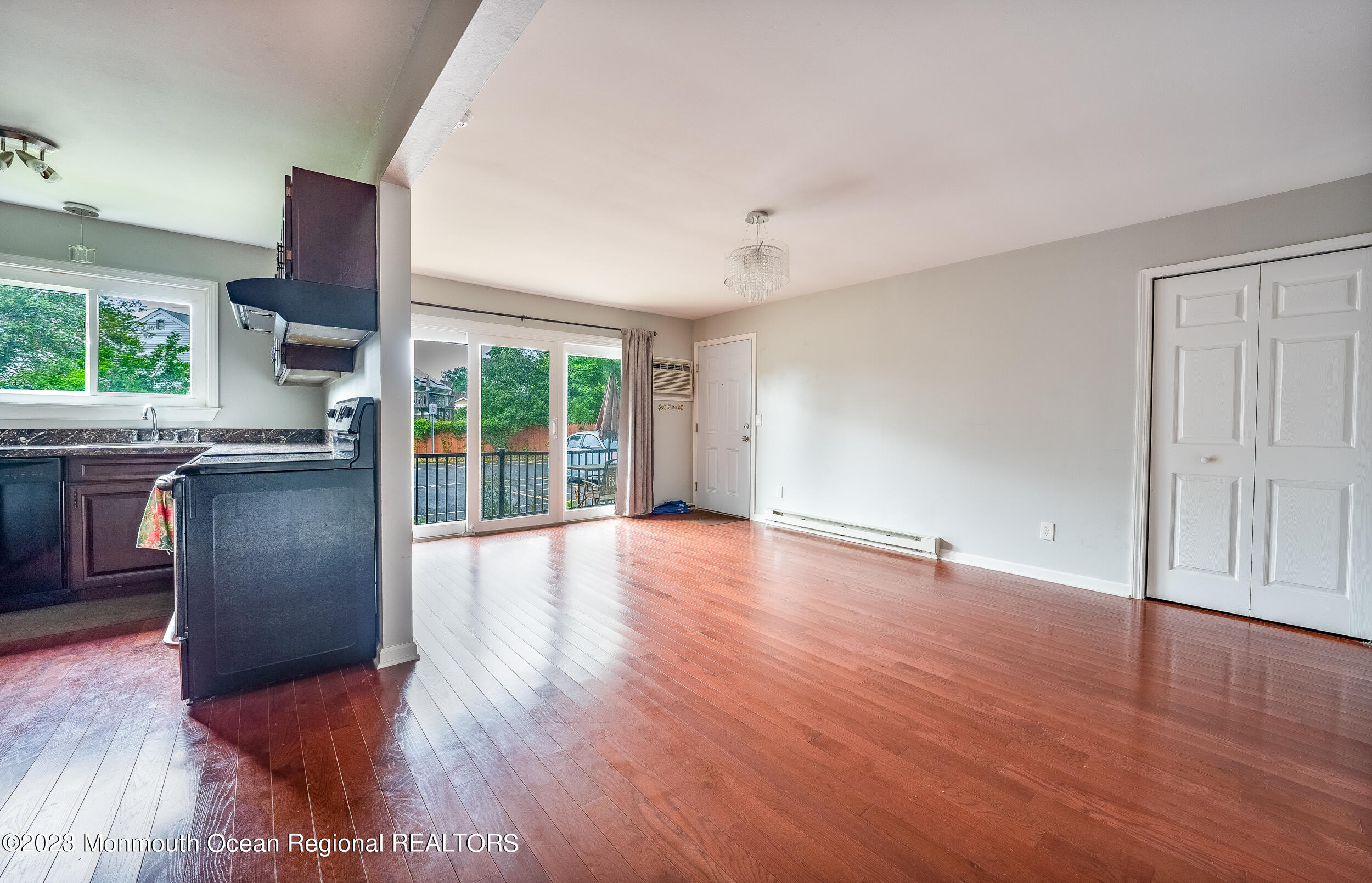329 Shore Drive, D7