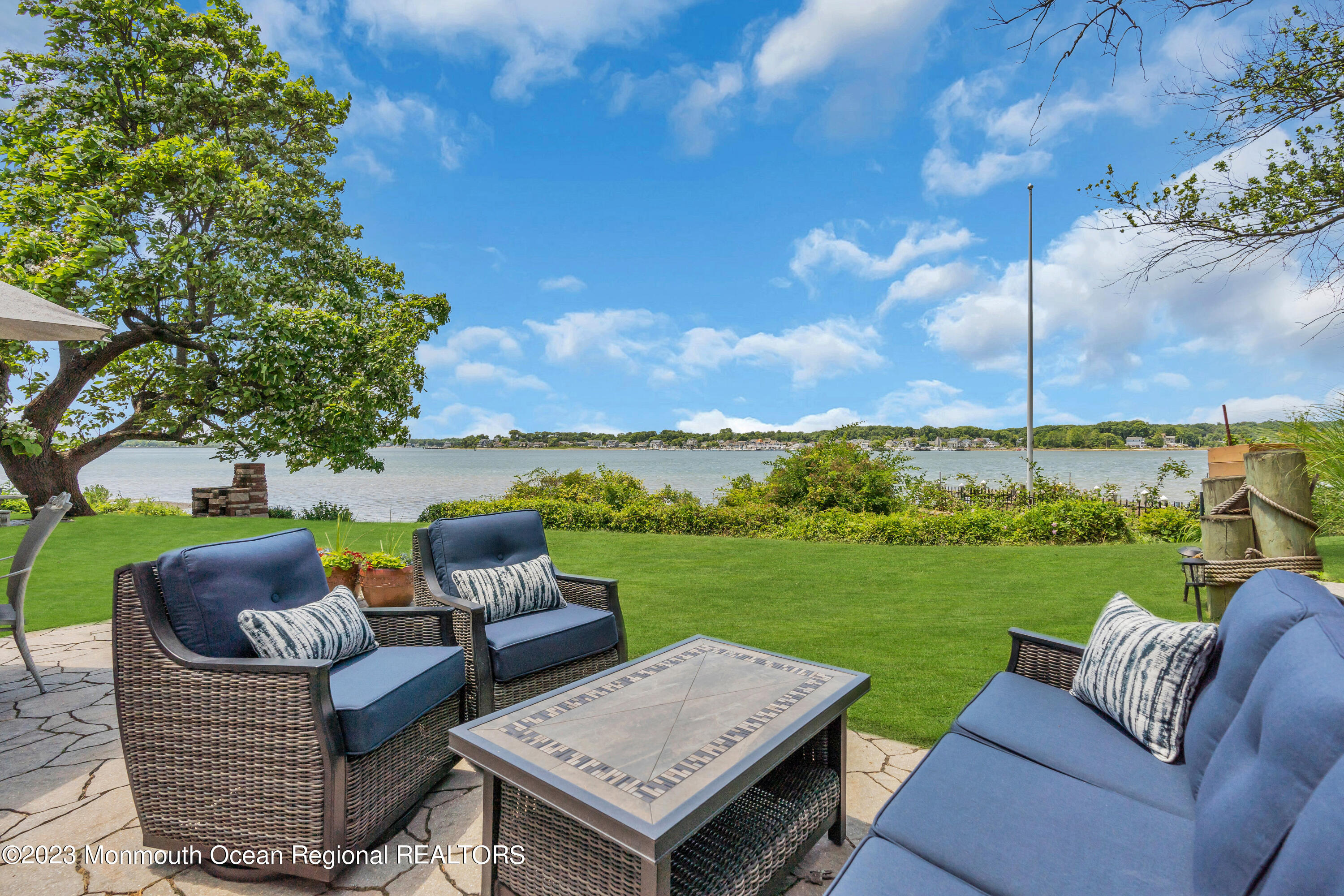 1 Bay Breeze Way