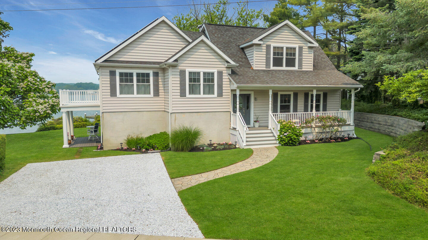 1 Bay Breeze Way