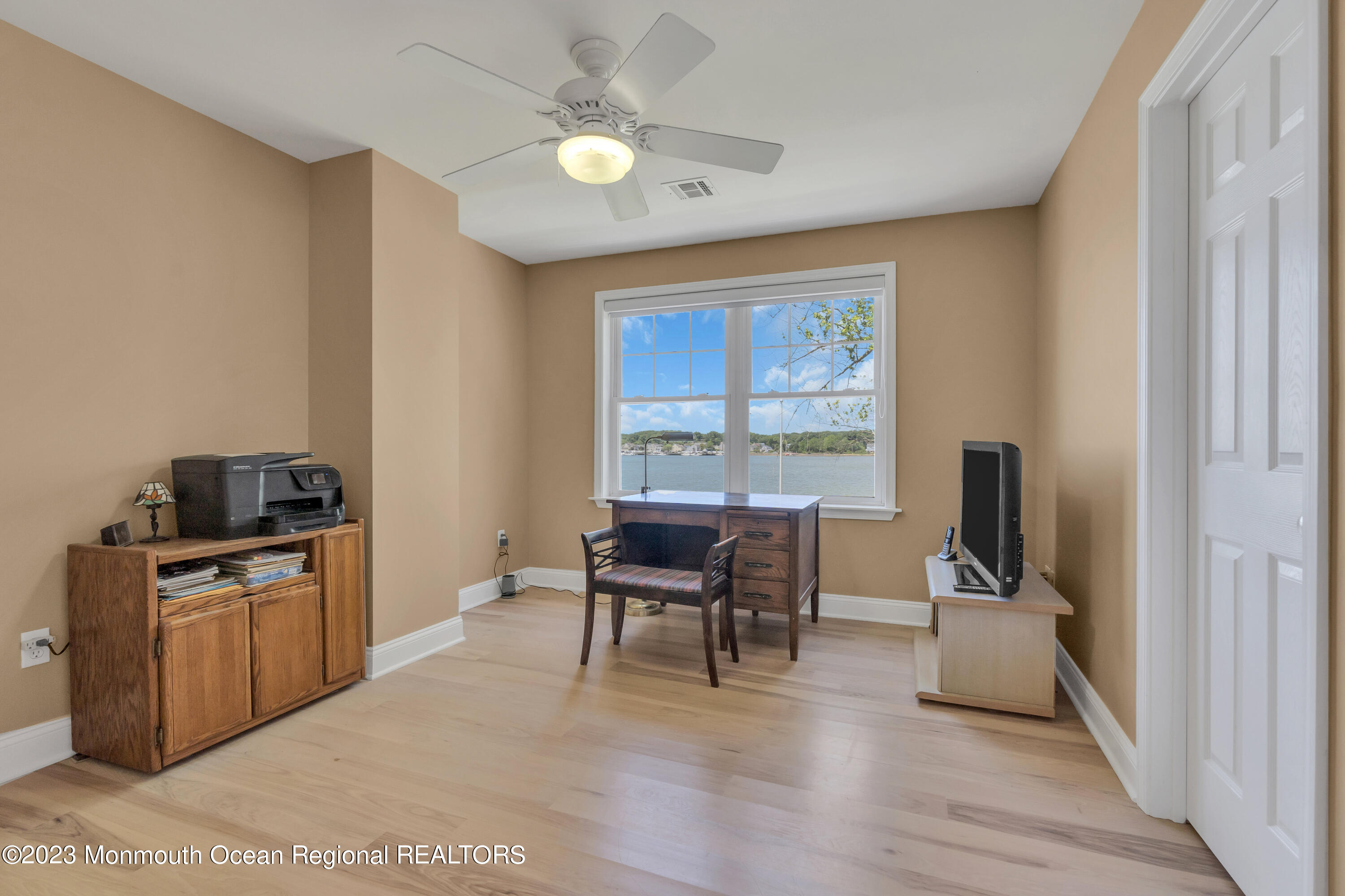 1 Bay Breeze Way