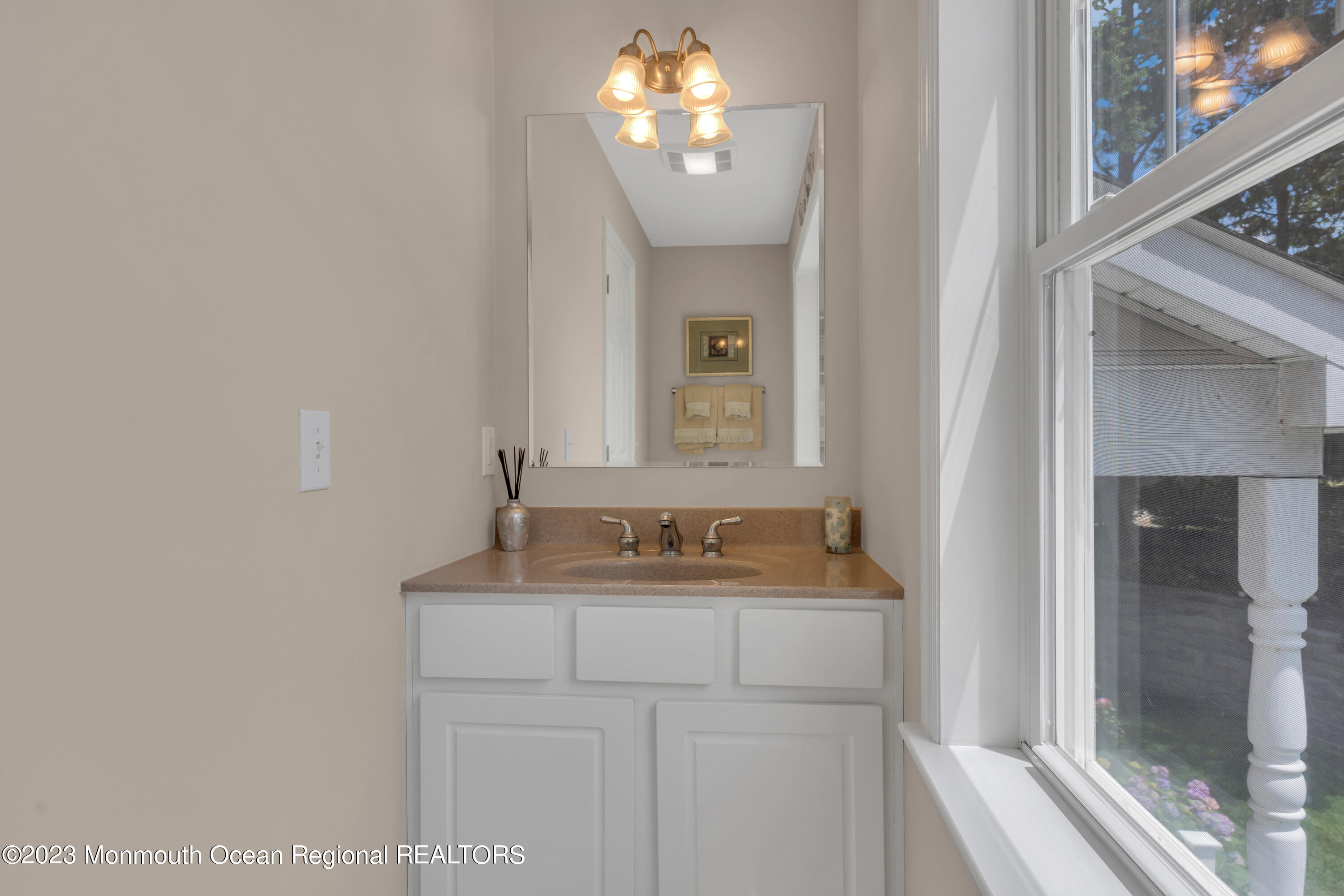 1 Bay Breeze Way