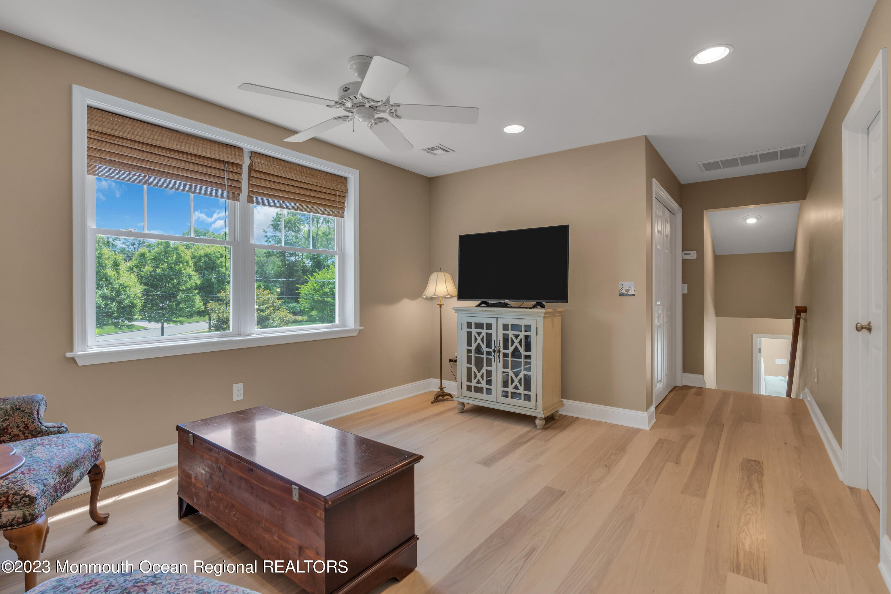 1 Bay Breeze Way