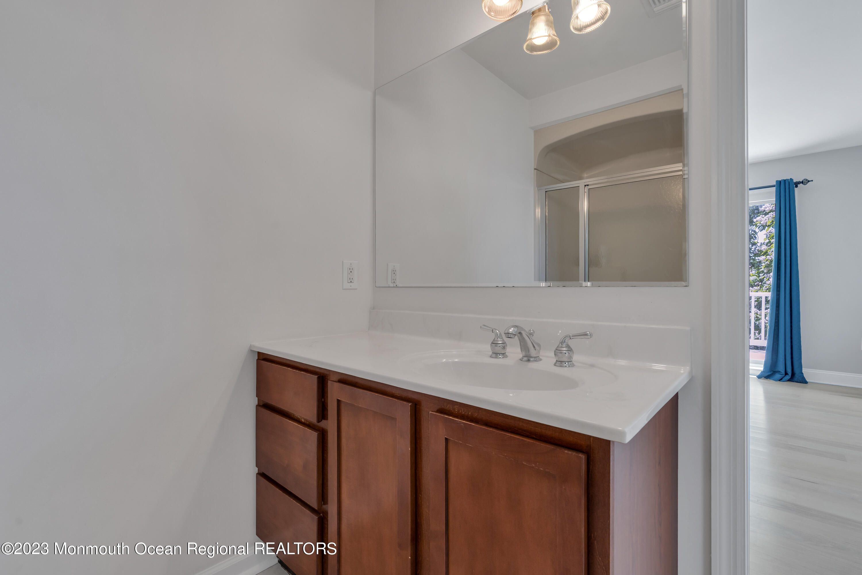 1 Bay Breeze Way