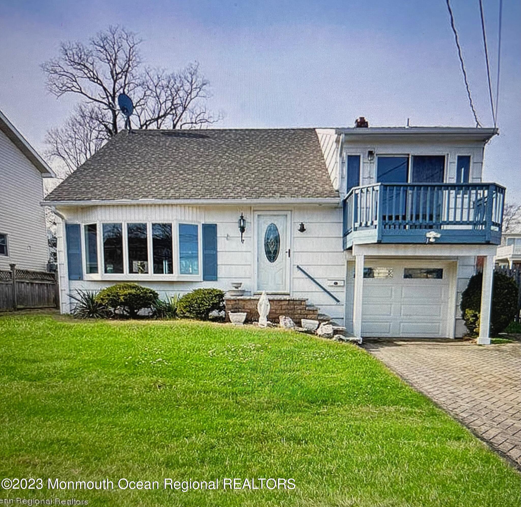 7 Leonard Avenue