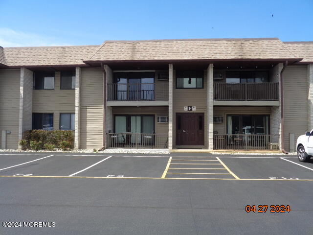 330 Shore Drive, F-9