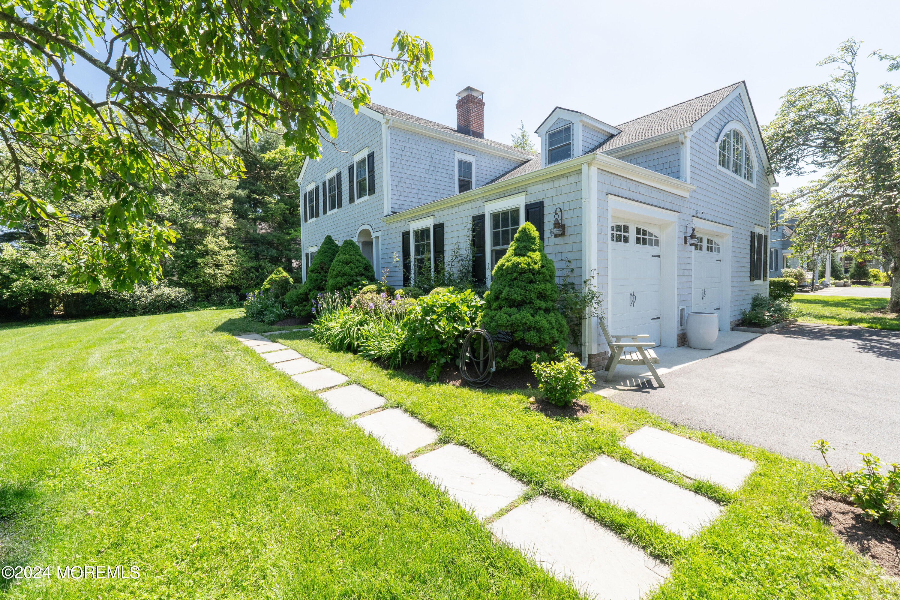 1 N Cherry Lane