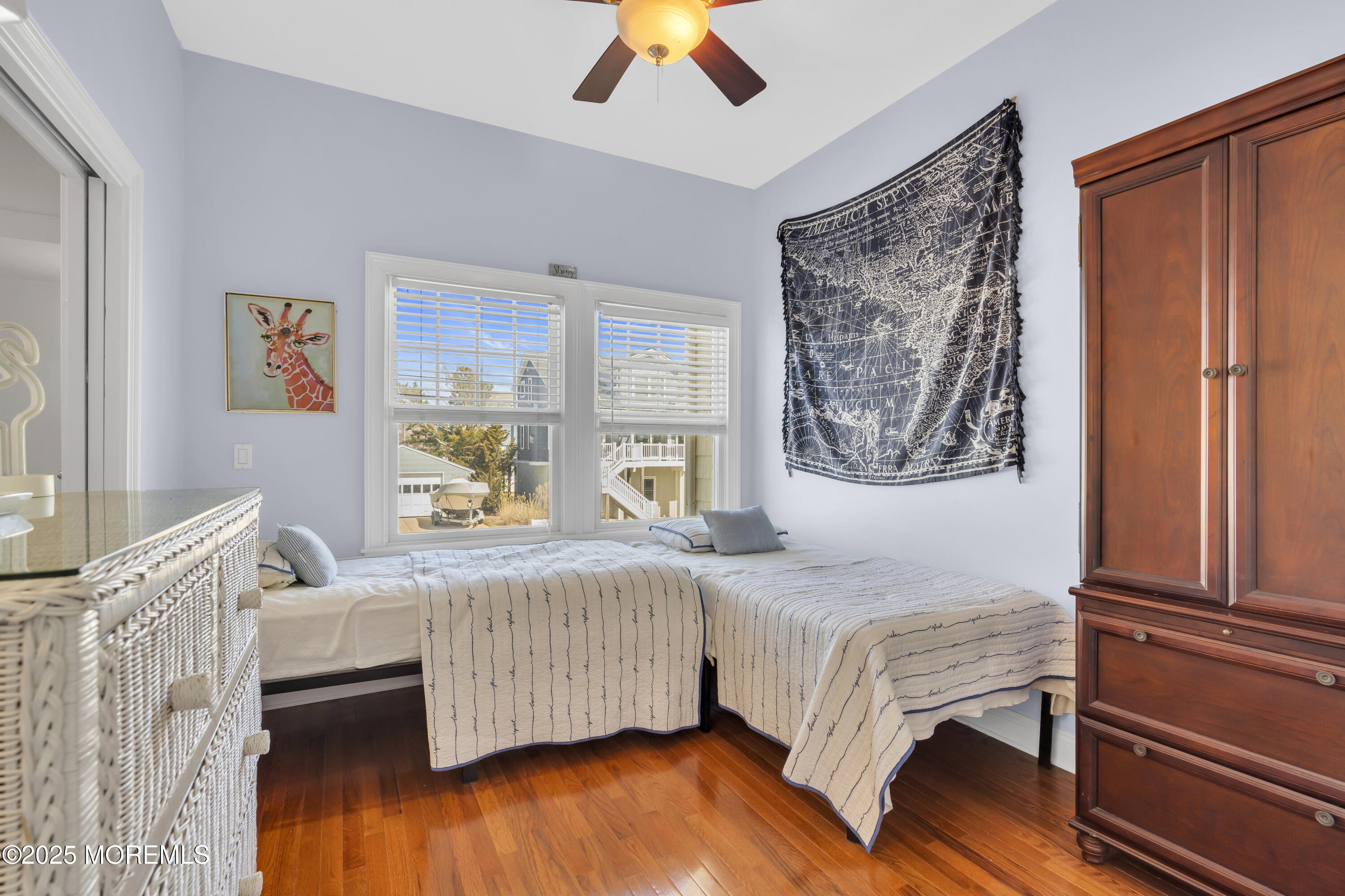 22 W 13th Street, A