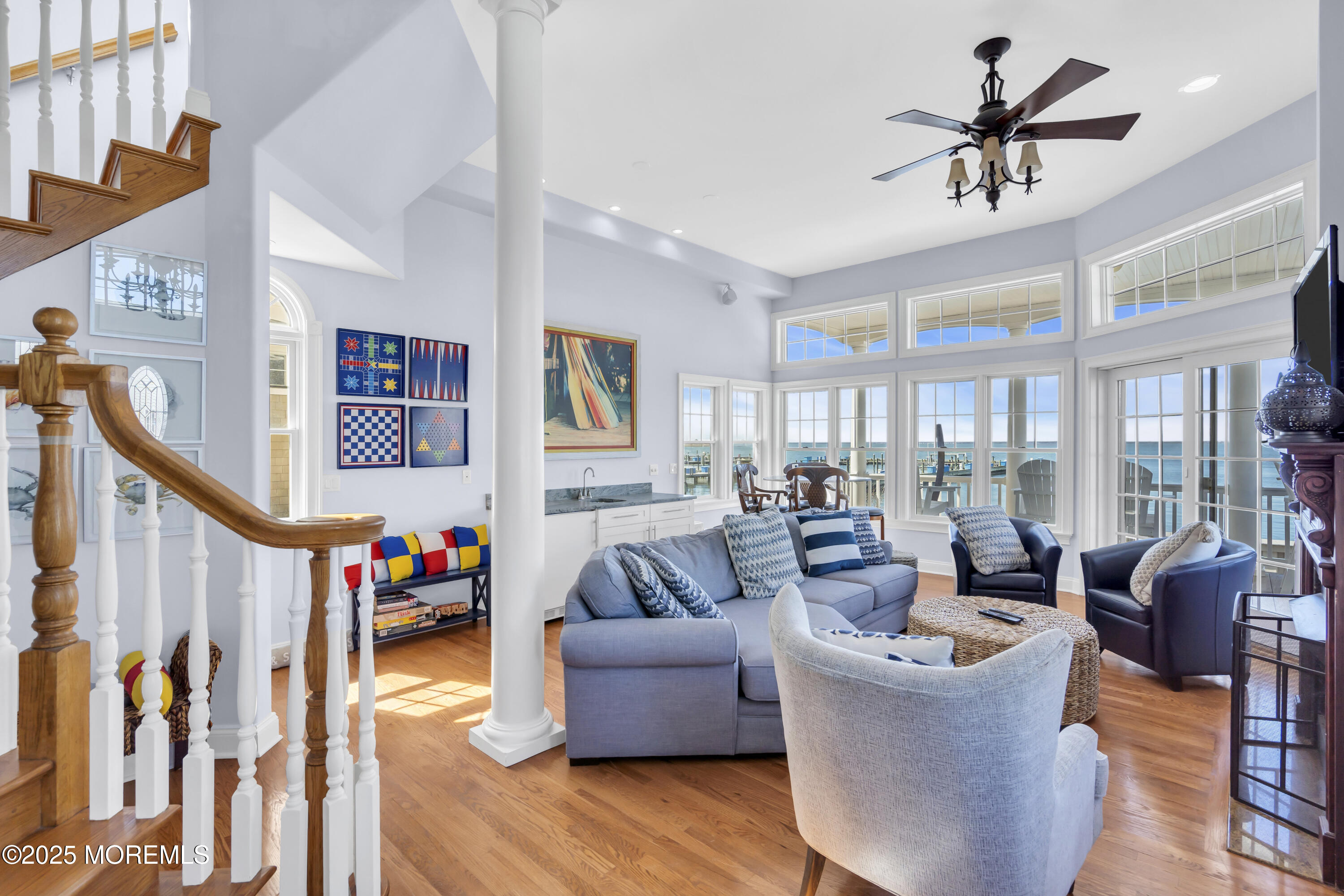 22 W 13th Street, A