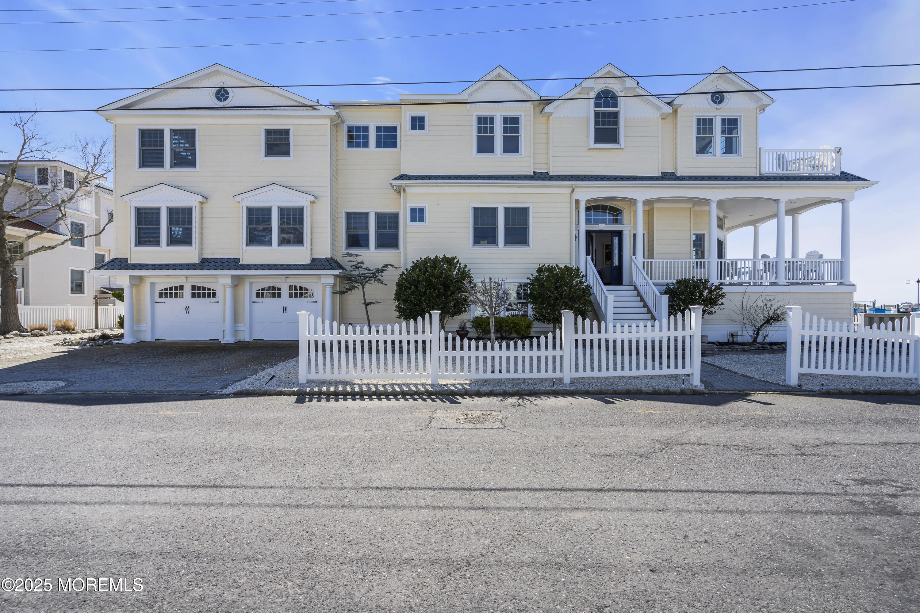 22 W 13th Street, A
